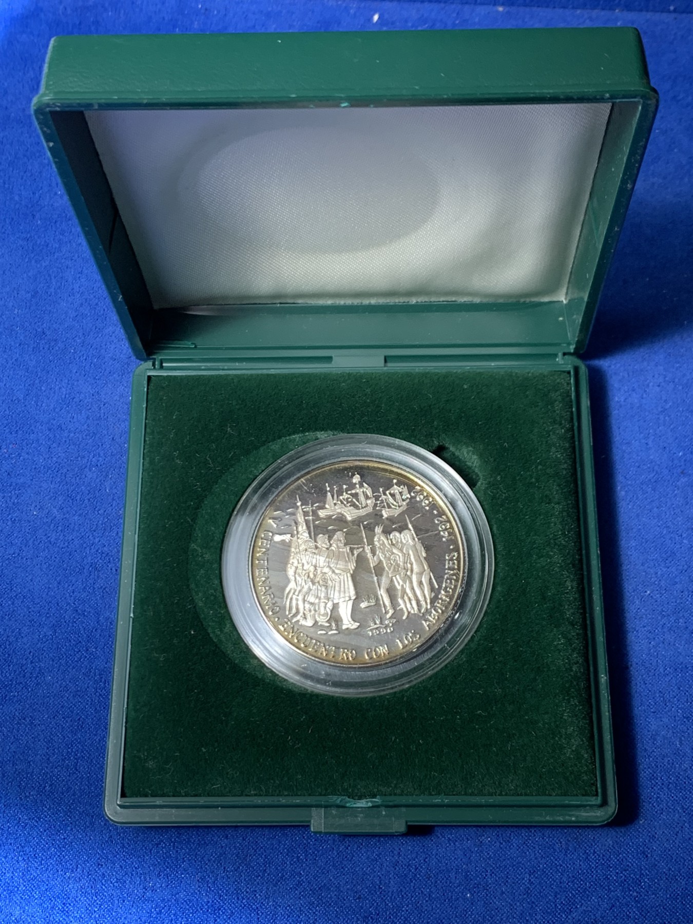 《竞宝斋》第247场-周日，周一 ，周二3场连拍 (全场包邮) 古巴 1990 文化交融 10比索银币 999银 20克 少