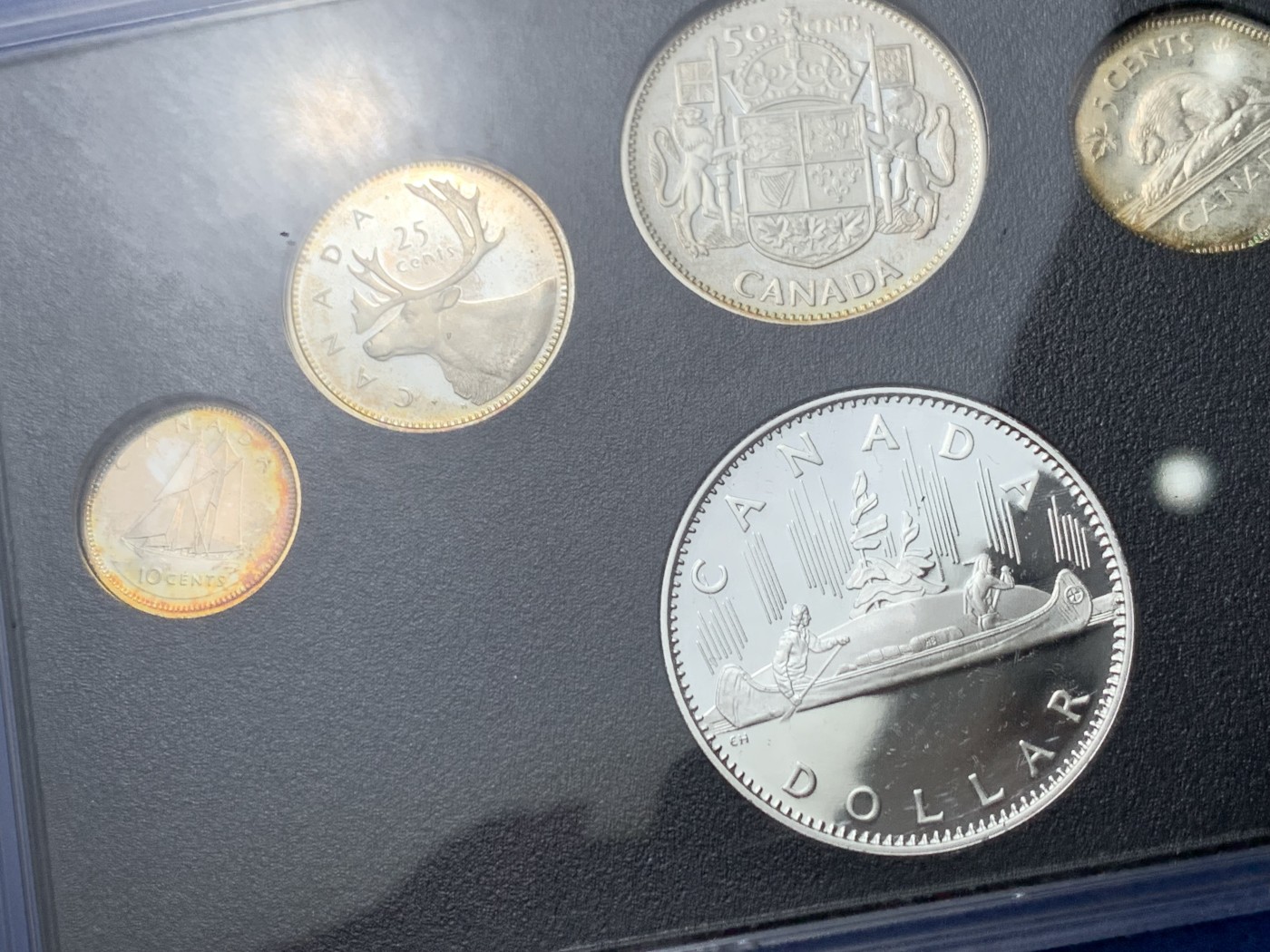 《竞宝斋》第247场-周日，周一 ，周二3场连拍 (全场包邮) 加拿大 2003 伊丽莎白二世 50周年纪念  6枚套 含5枚银币925银 详情见证书 少见品种