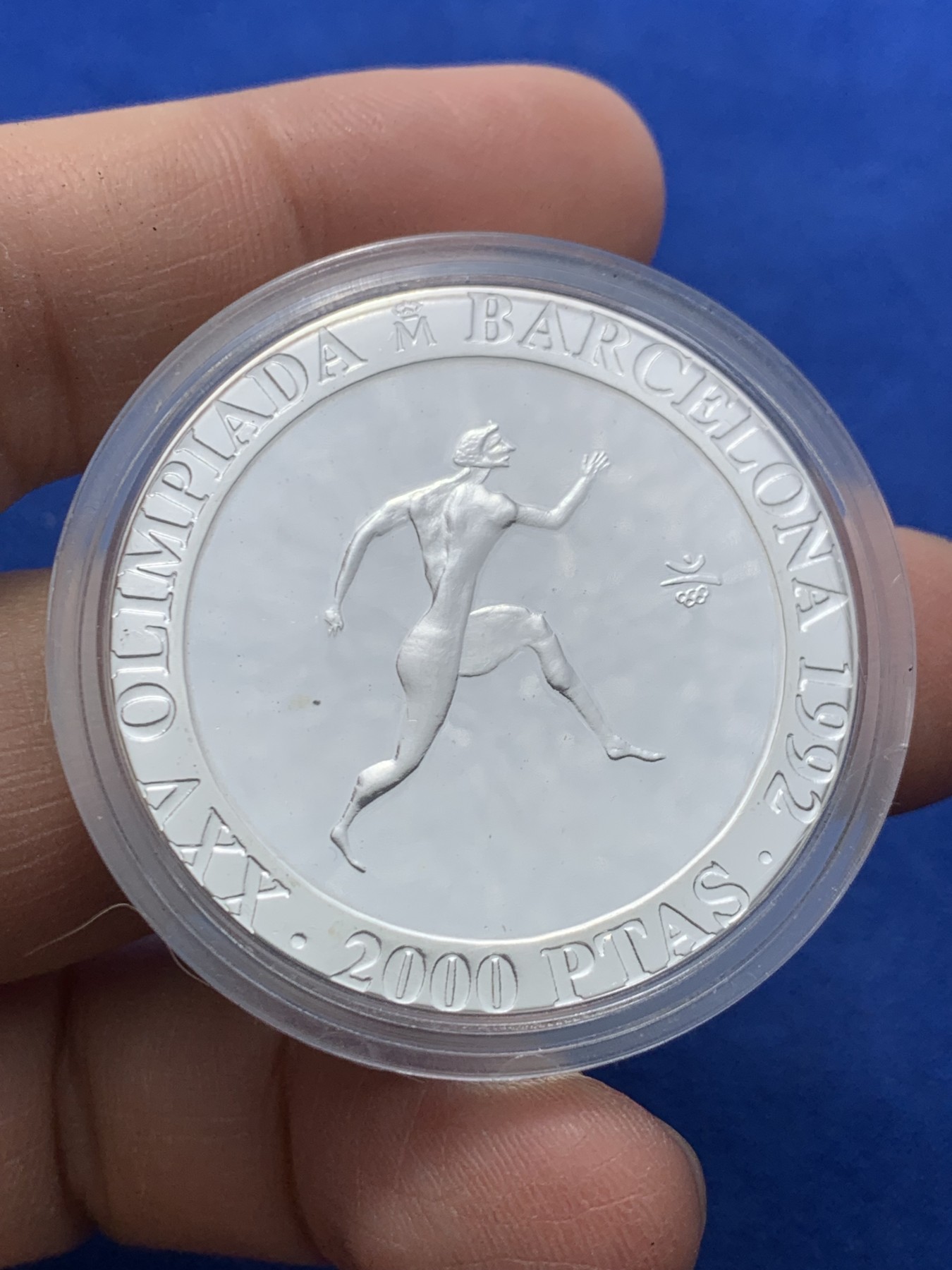 《竞宝斋》第247场-周日，周一 ，周二3场连拍 (全场包邮) 西班牙 1990 奥运纪念 跑男 2000比塞塔银币 27克 925银