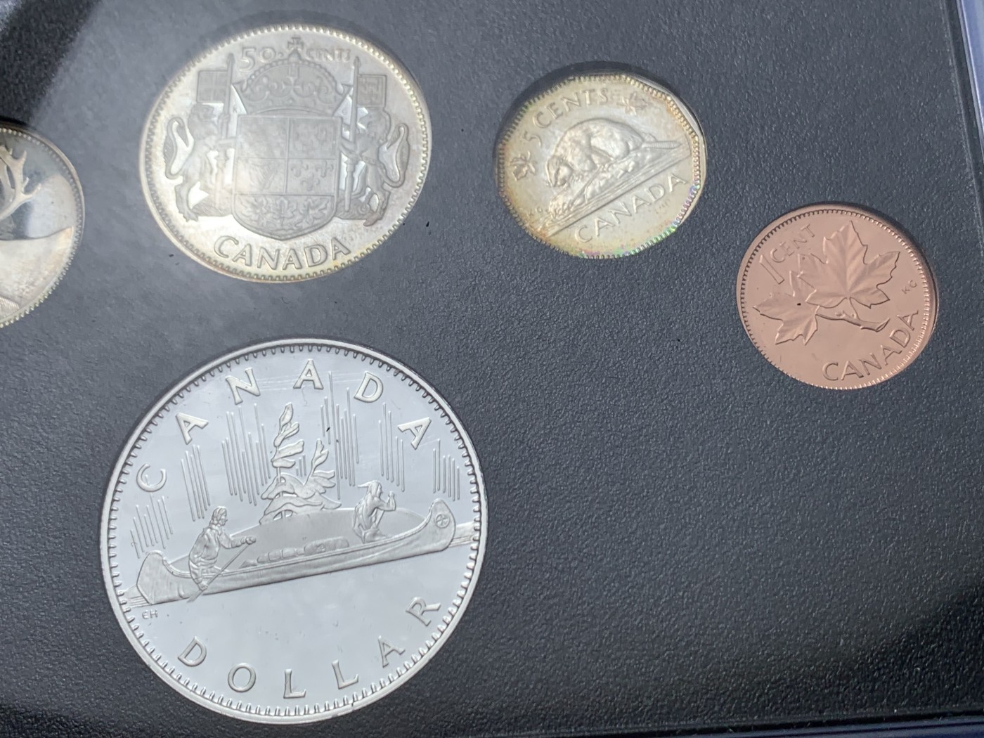 《竞宝斋》第247场-周日，周一 ，周二3场连拍 (全场包邮) 加拿大 2003 伊丽莎白二世 50周年纪念  6枚套 含5枚银币925银 详情见证书 少见品种