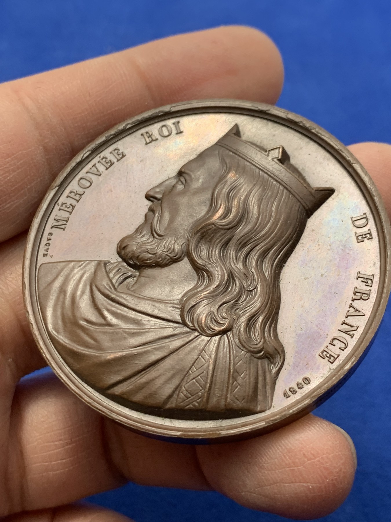 《竞宝斋》第247场-周日，周一 ，周二3场连拍 (全场包邮) 法国1840年墨洛维国王大铜章 72.2克 51.7mm