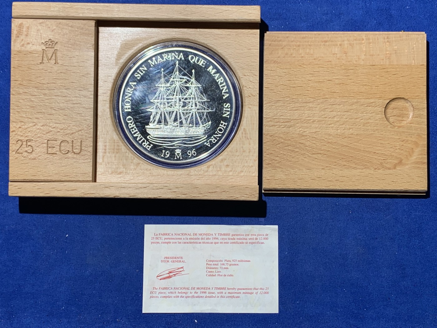 《竞宝斋》第247场-周日，周一 ，周二3场连拍 (全场包邮) 西班牙1996年25ECU银币 直径73.2mm,168.7克，925银，原木盒
