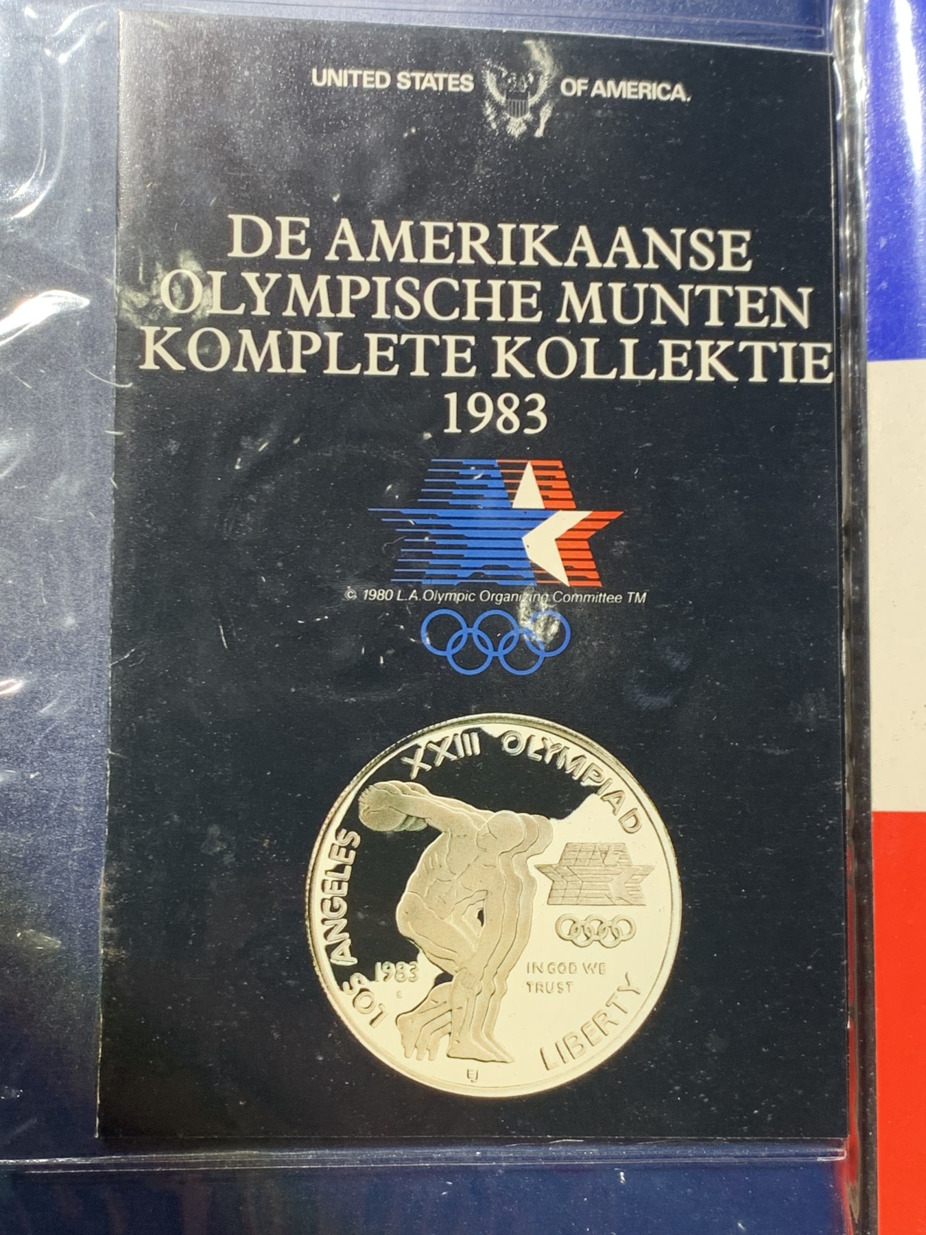 《竞宝斋》第247场-周日，周一 ，周二3场连拍 (全场包邮) 3枚一组 美国奥运册 1983年 老鹰1美元大银币 不同造币厂三枚一起 卡册带空位可放其它品种