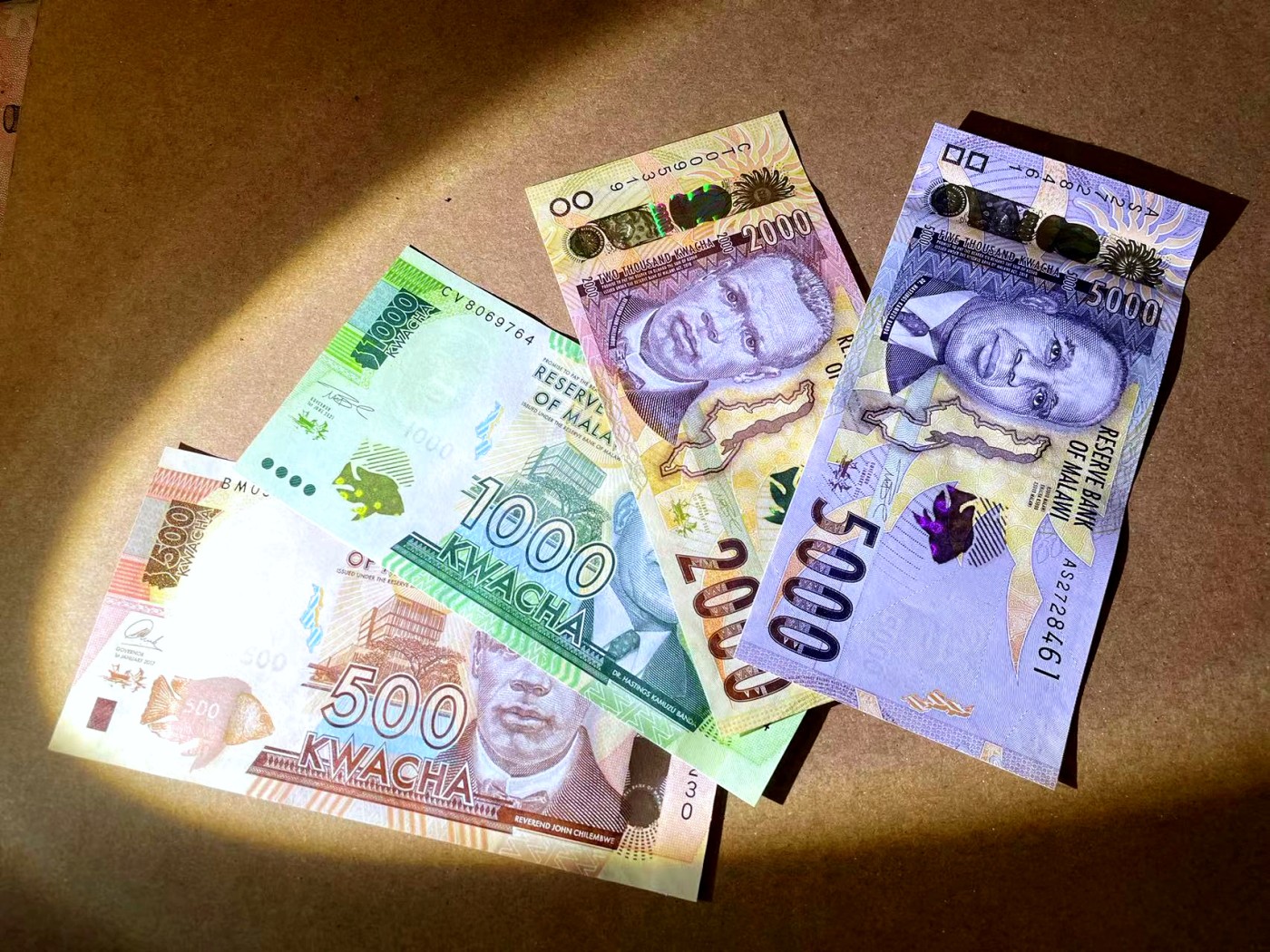 【Blue Auction】✨世界纸币精拍第445期【精】 【一组4张】马拉维500-5000科瓦查 全新UNC