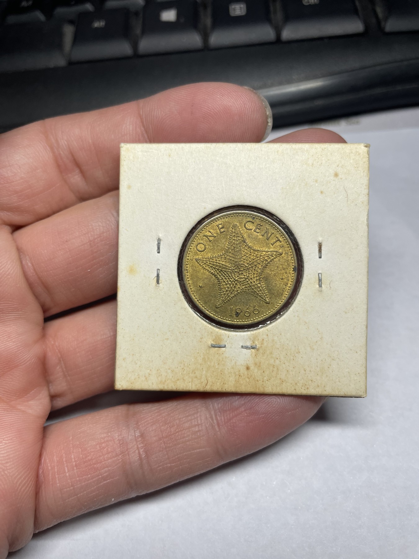 2024年集古藏今外币拍卖第二期-第1场（总第11拍） 带光1966年巴哈马海星一分