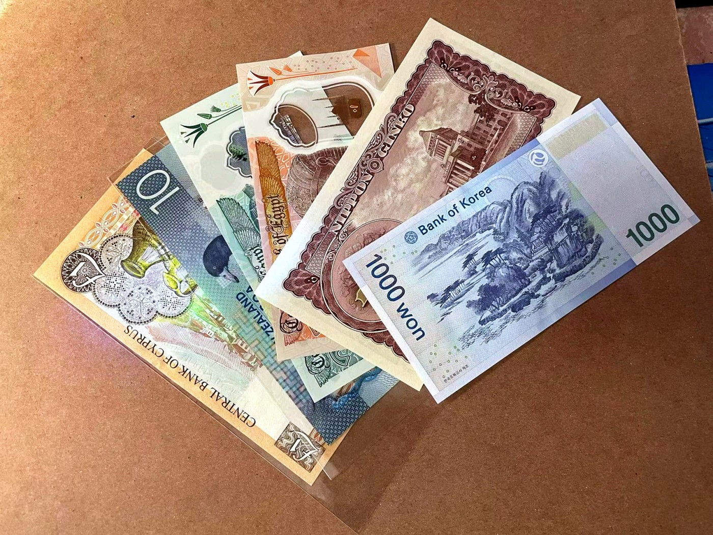 【Blue Auction】✨世界纸币精拍第445期【精】 【一组6张】埃及、塞浦路斯、日本、韩国、新西兰纸币一组 全新UNC