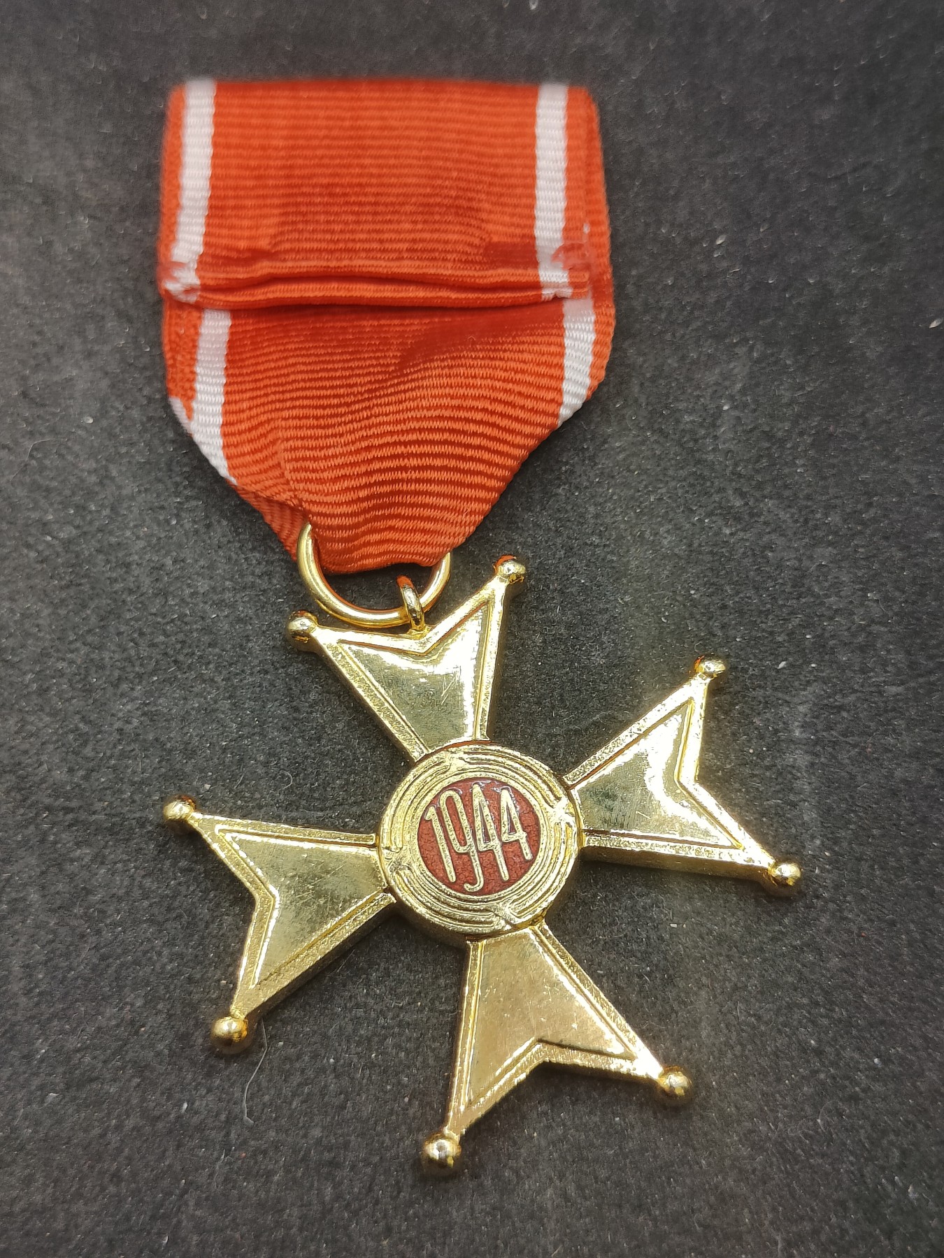 全场0元起拍 第139期 咸鱼国勋章拍卖专场 3月17日（周日）下午6：00开始 人共版 波兰复兴勋章