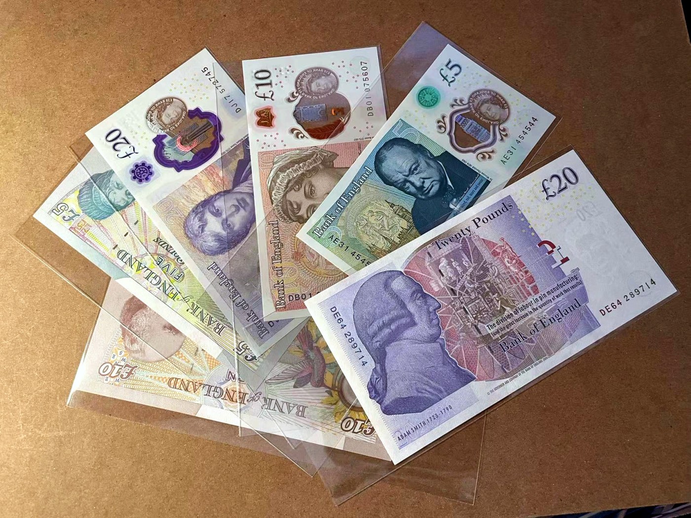 【Blue Auction】✨世界纸币精拍第445期【精】 【一组6张】英国 不同版本5-20镑一组 全新UNC