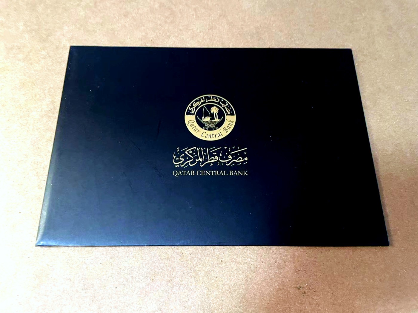 【Blue Auction】✨世界纸币精拍第445期【精】 【原装带册 补号 无47少见】卡塔尔 2022年世界杯纪念钞22里亚尔 全新UNC