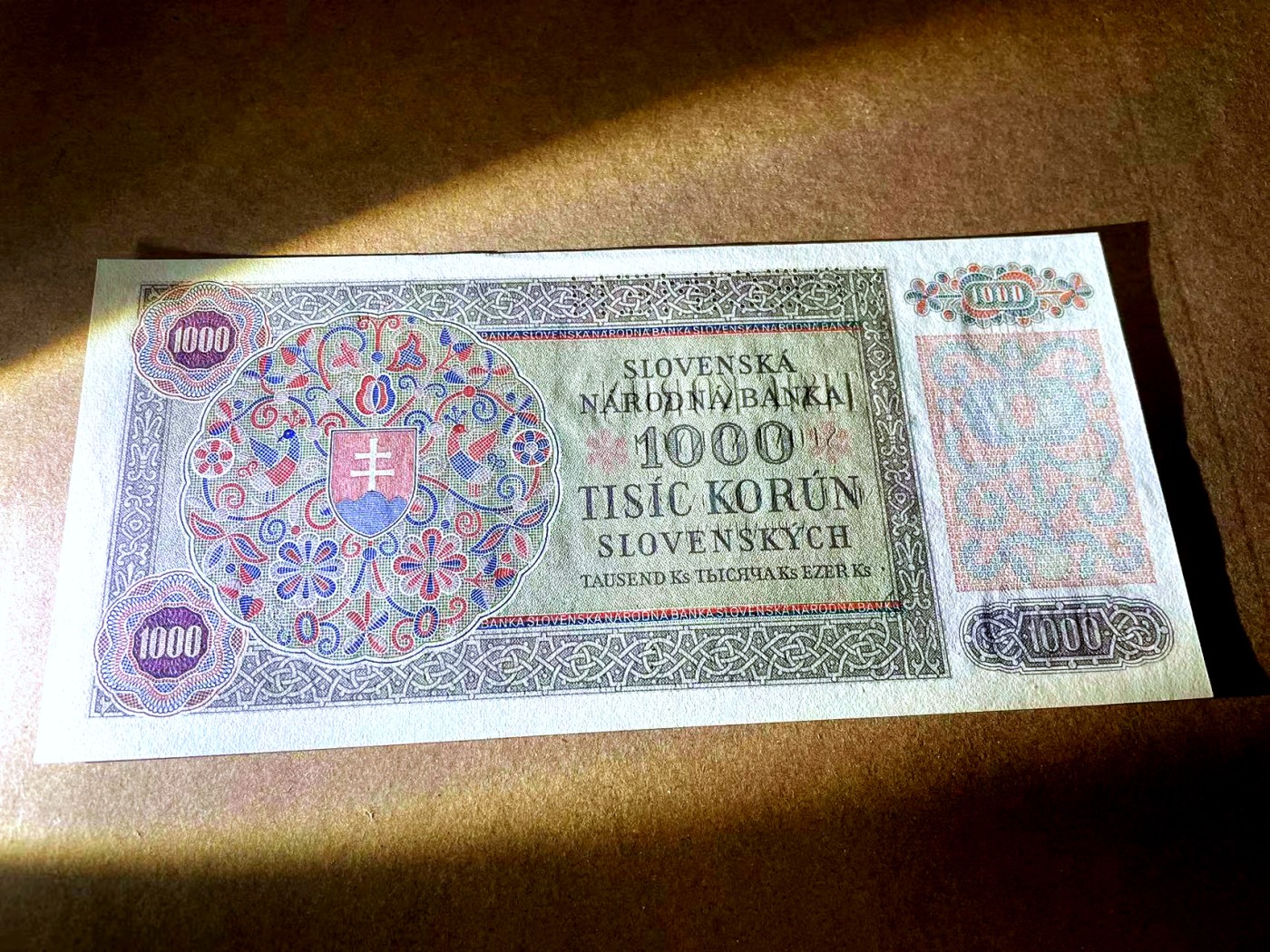 【Blue Auction】✨世界纸币精拍第445期【精】 【无47】捷斯 1940年1000克朗 折木教子 大票幅 样钞 UNC品相 