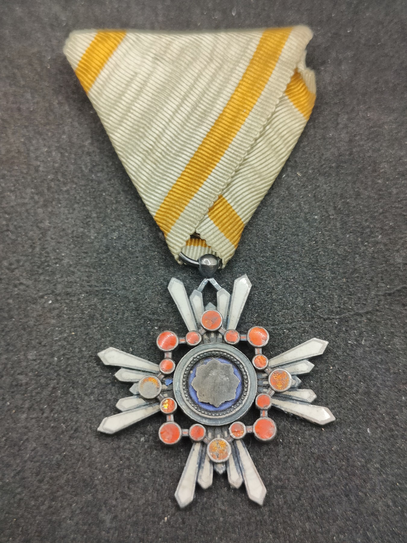 全场0元起拍 第139期 咸鱼国勋章拍卖专场 3月17日（周日）下午6：00开始 日本明治时期 六等瑞宝章 银制