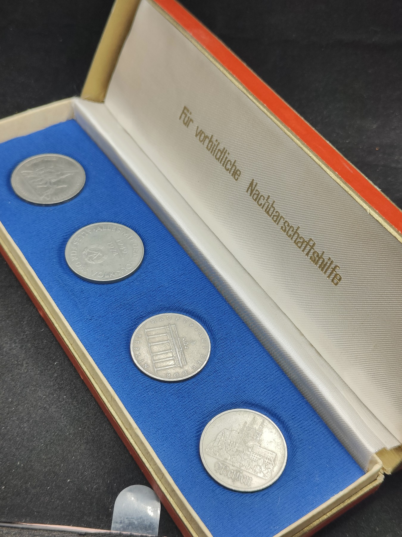 全场0元起拍 第139期 咸鱼国勋章拍卖专场 3月17日（周日）下午6：00开始 东德纪念币一套 四枚