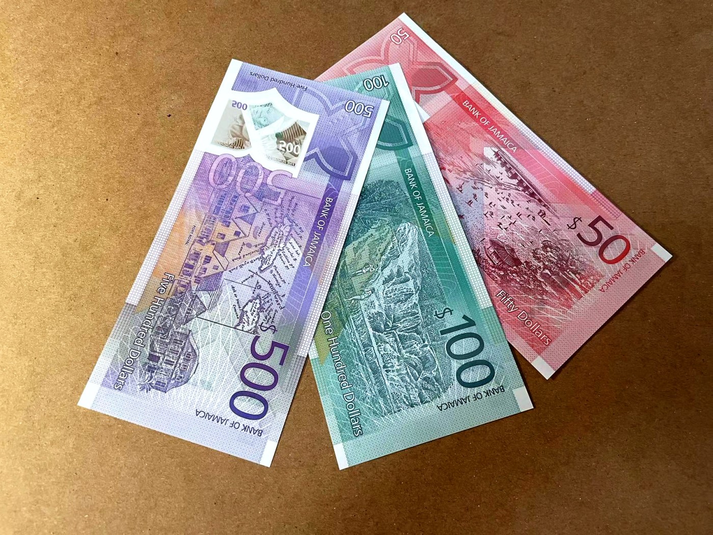 【Blue Auction】✨世界纸币精拍第445期【精】 【一组3张】牙买加 新版 50-500元一组 全新UNC