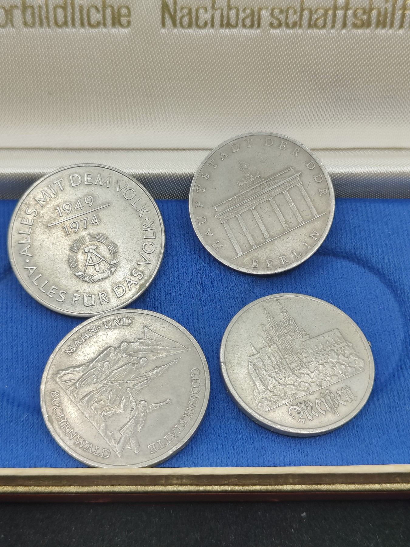 全场0元起拍 第139期 咸鱼国勋章拍卖专场 3月17日（周日）下午6：00开始 东德纪念币一套 四枚