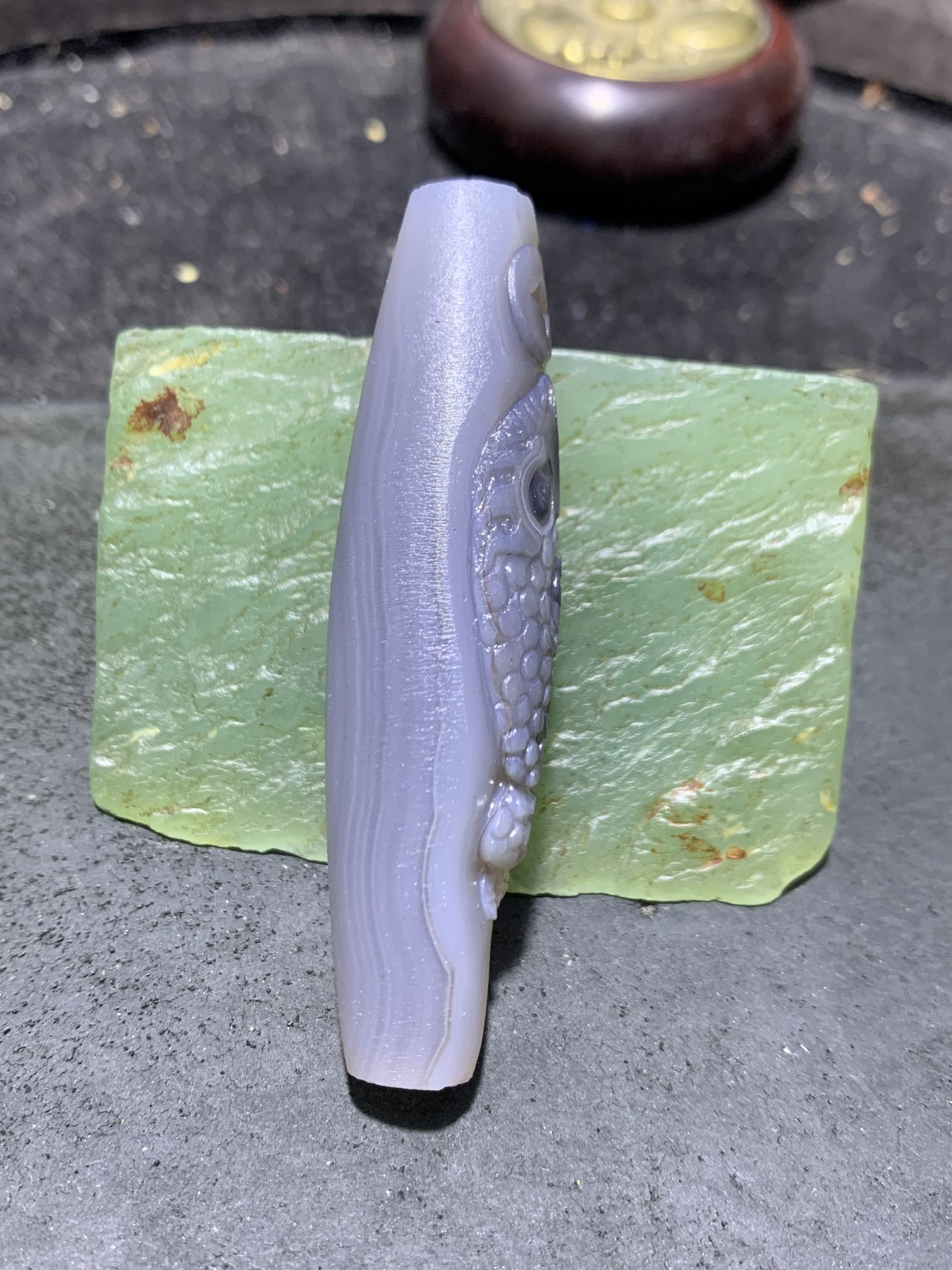 精美亚光高玉化巴西玛瑙手工俏色巧雕三足招财金蟾吊坠（把件）一个！