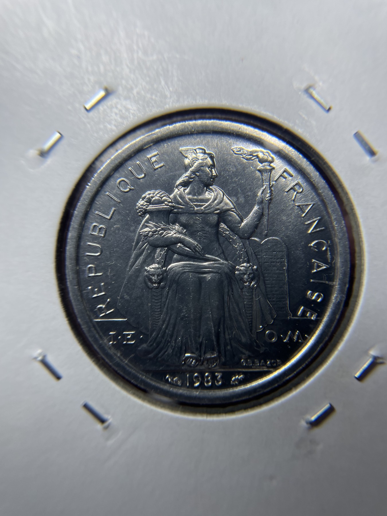 2024年集古藏今外币拍卖第二期-第3场（总第13拍） 原光1983年法属二分铝币