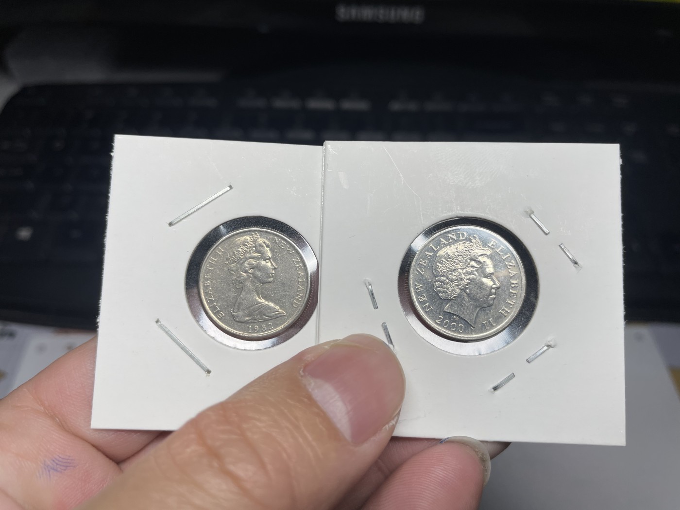 2024年集古藏今外币拍卖第二期-第3场（总第13拍） 1982年、2000年新西兰5分2枚