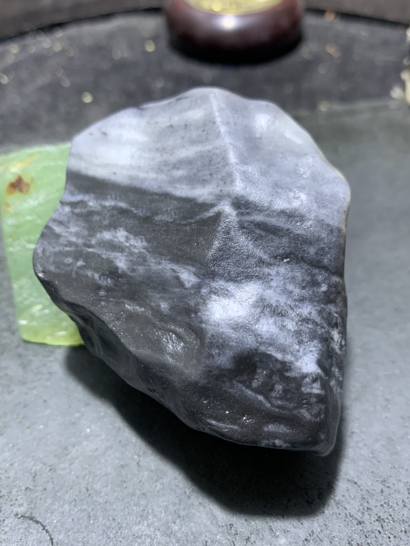 放福利！精美天然地表满青花金丝玉籽料原石一块！