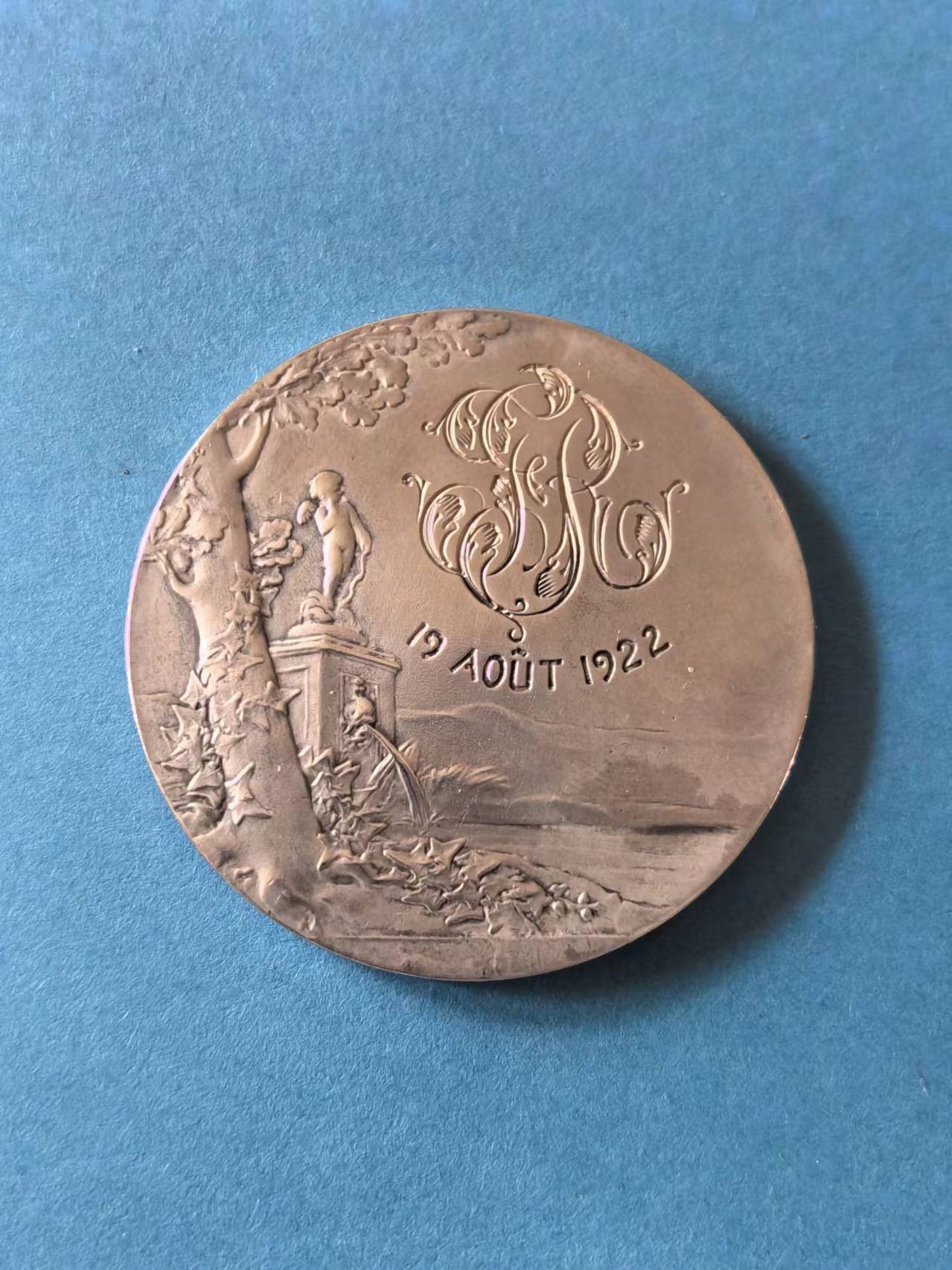外国币章第二十二期（一分钟快速结束） 法国银章，roty银婚章，4cm 状态不错，漂亮花体字