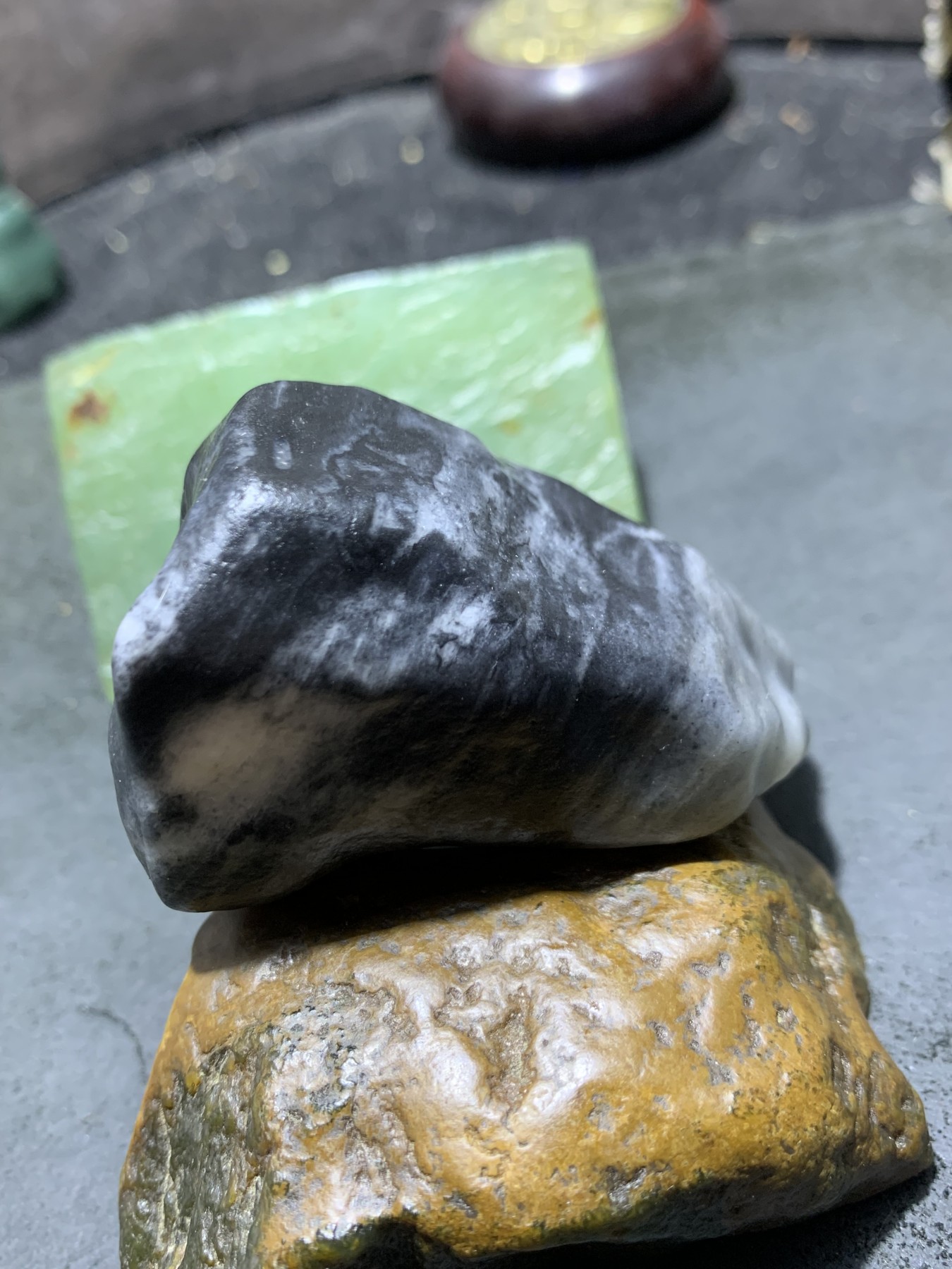 放福利！精美天然地表满青花金丝玉籽料原石一块！