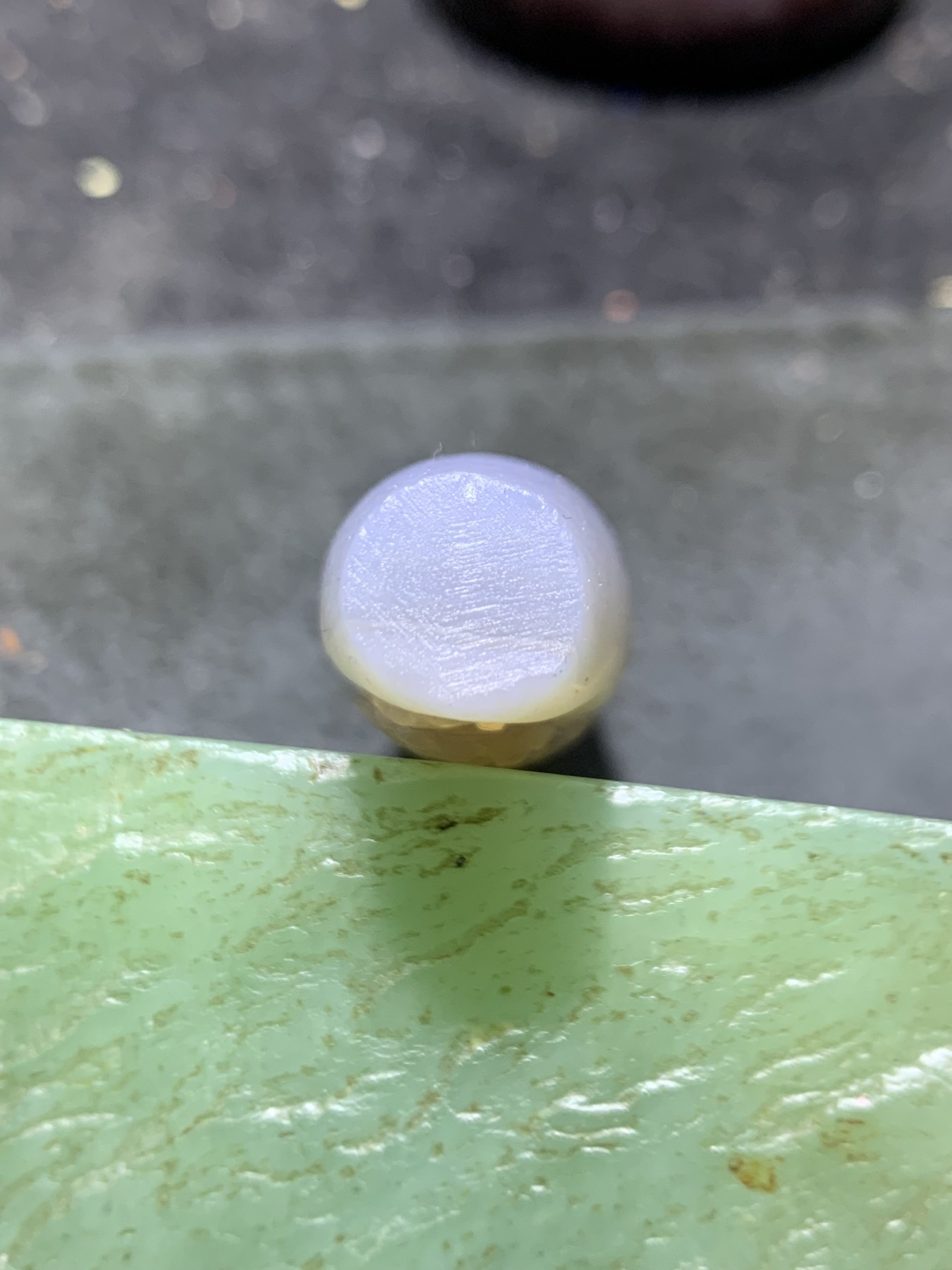 精美亚光高玉化巴西玛瑙手工俏色巧雕三足招财金蟾吊坠（把件）一个！
