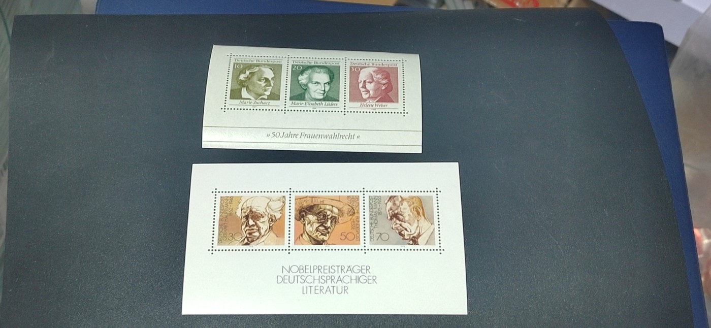 周日精品拍场 德国邮票小版票2张，图一是1969年联邦德国西德妇女享有选举权小版票，图二是1978年诺贝尔文学奖得主小型张，品相如图