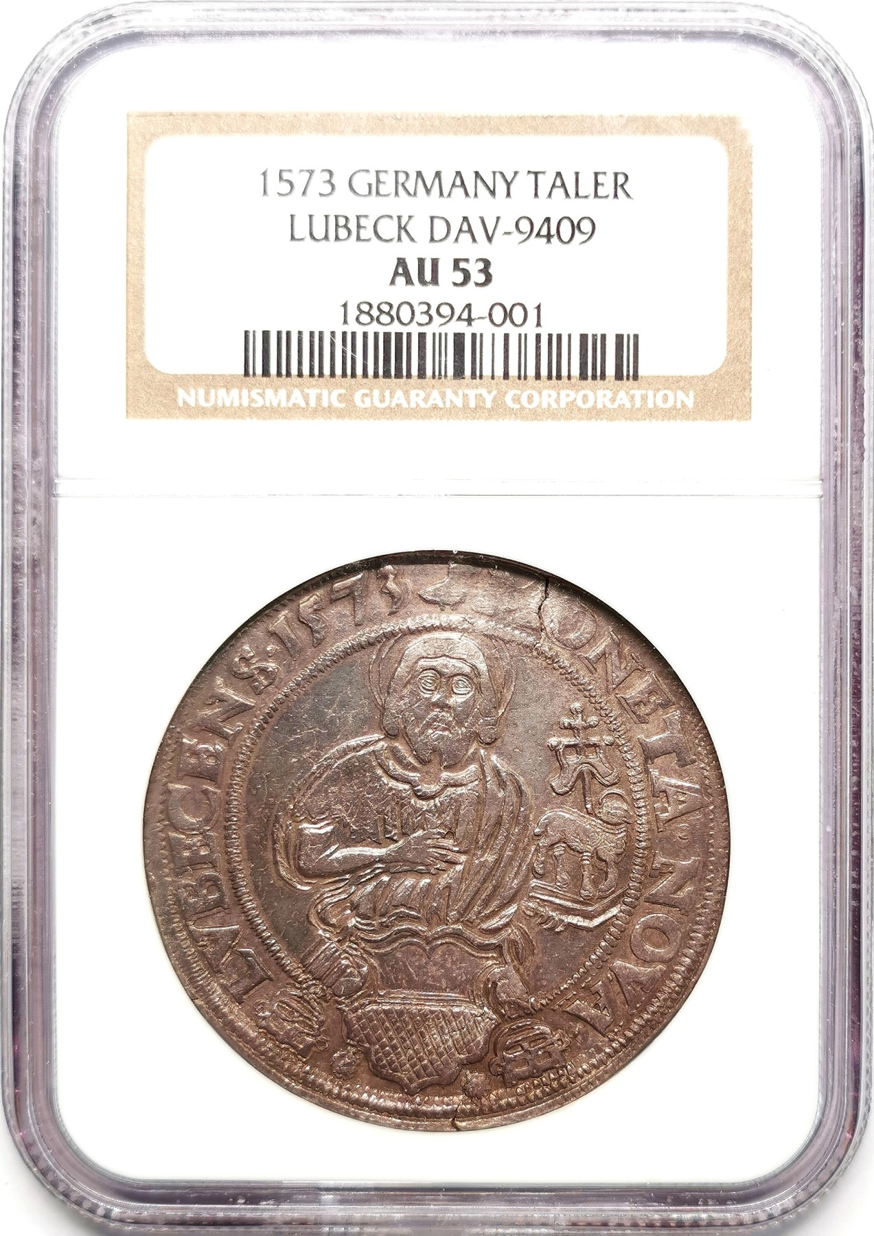凡希社世界钱币微拍第二百六十三期 荐！1573汉萨同盟帝国自由市吕贝克泰勒大银NGC-AU53 包浆油润，气韵古朴厚重的一枚！正面的金羊毛图案象征贸易与财富，从十二世纪到十六世纪，作为同盟首府的吕贝克曾是北欧最重要的商业中心。
