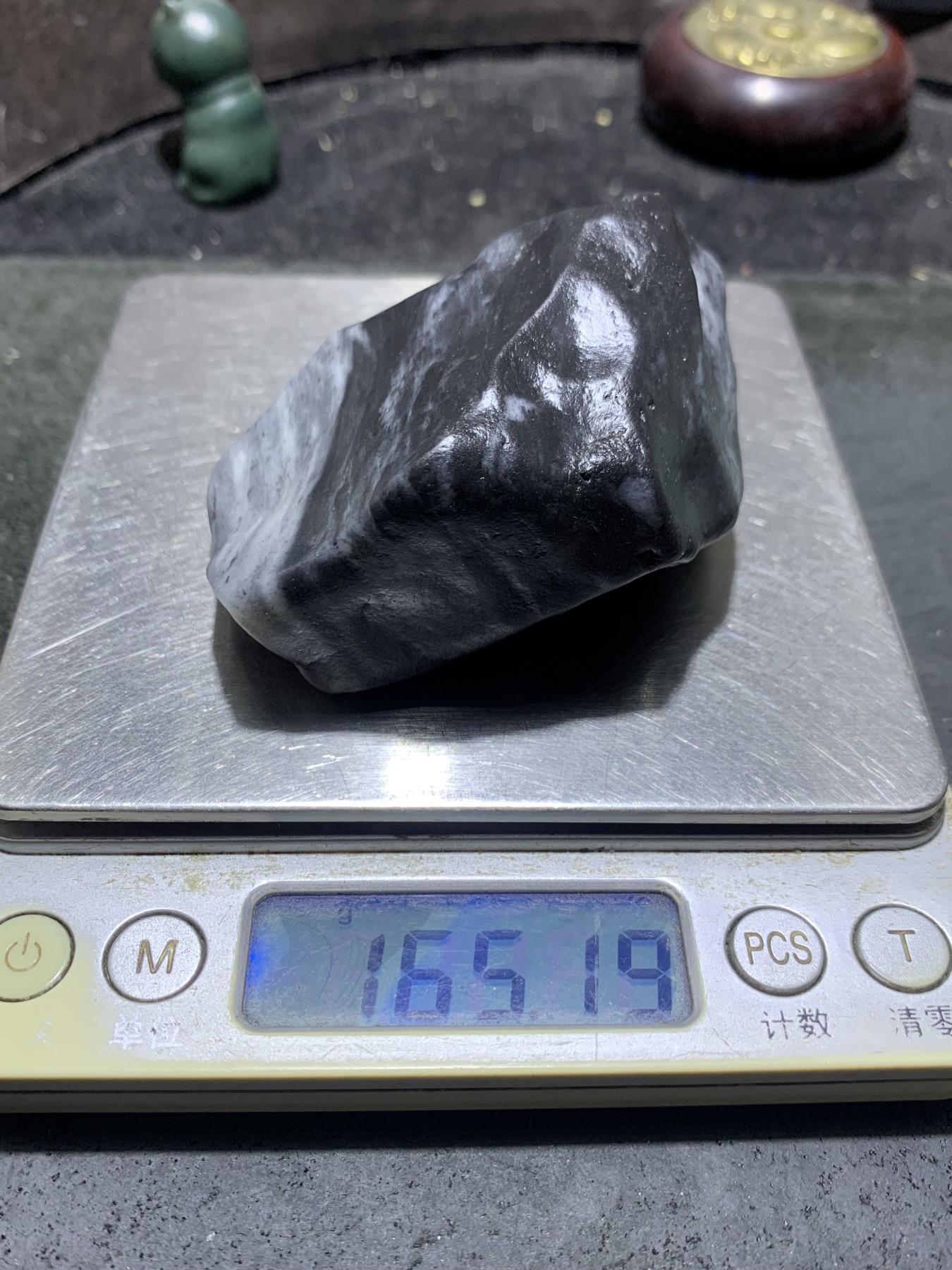 放福利！精美天然地表满青花金丝玉籽料原石一块！
