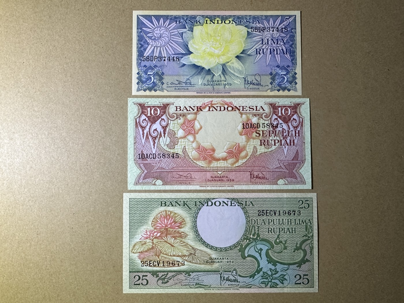 《张总收藏》141期-外币强钞高货场 印度尼西亚5、10、25盾3张 UNC 1959年版
