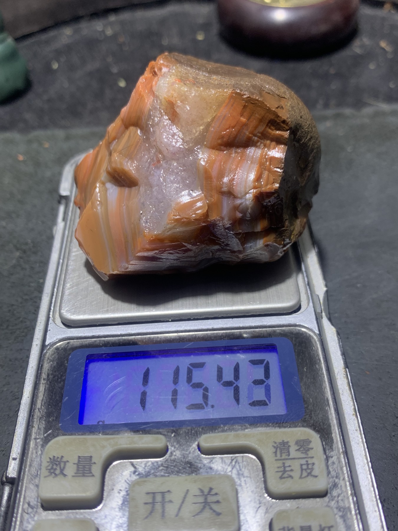 精美铁皮大开口冰飘料南红玛瑙原石一颗，