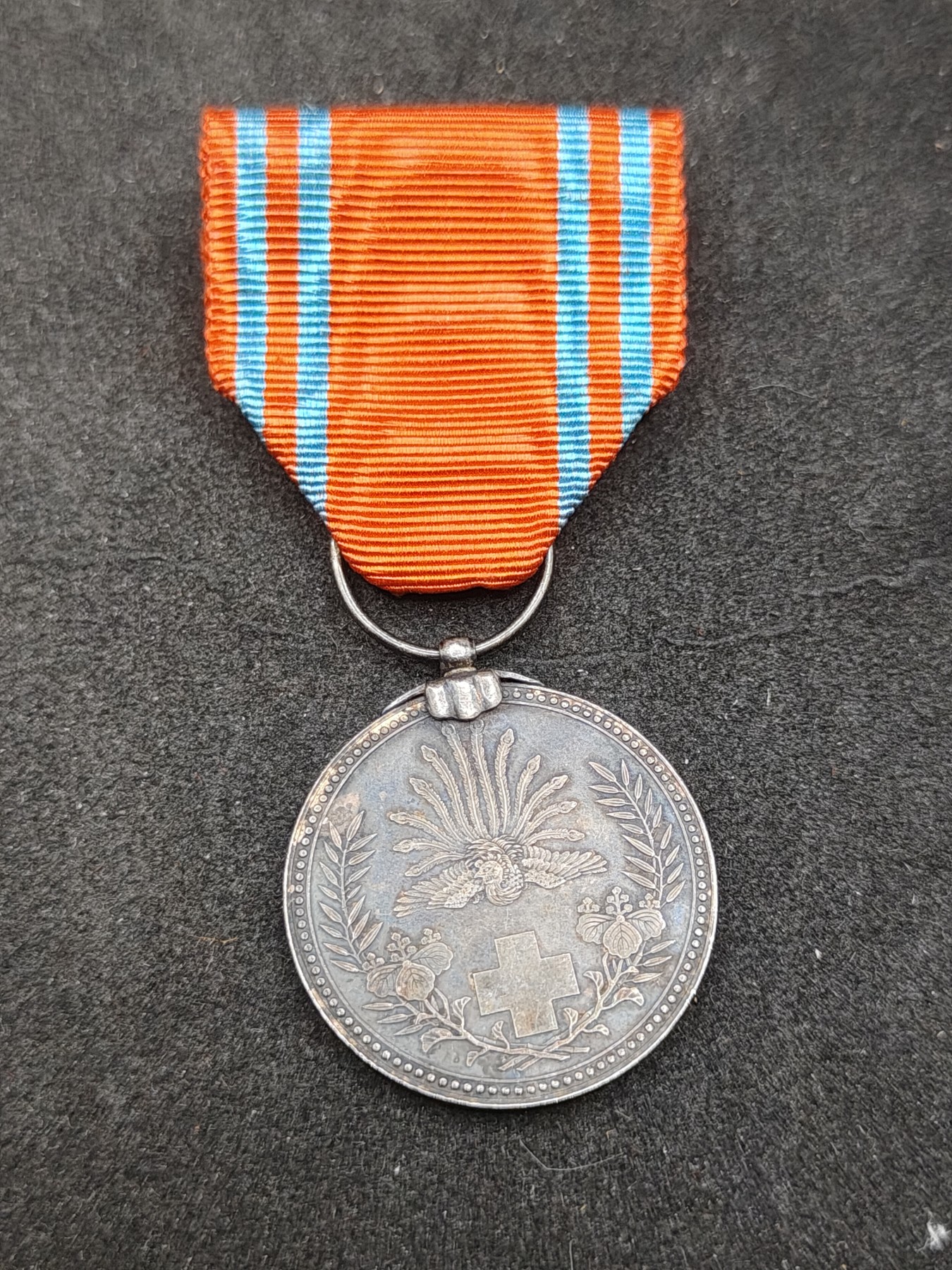 全场0元起拍 第140期 咸鱼国勋章拍卖专场 3月20日（周三）下午6：00开始 日本早期赤十字社员章 银制