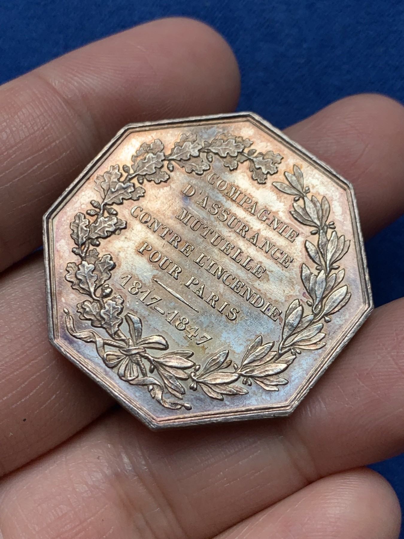 《竞宝斋》第250场-周日，周一 ，周二3场连拍 (全场包邮) 法国八角银章，巴黎火灾保险公司，22.81g，35.8mm，蜜蜂边铭