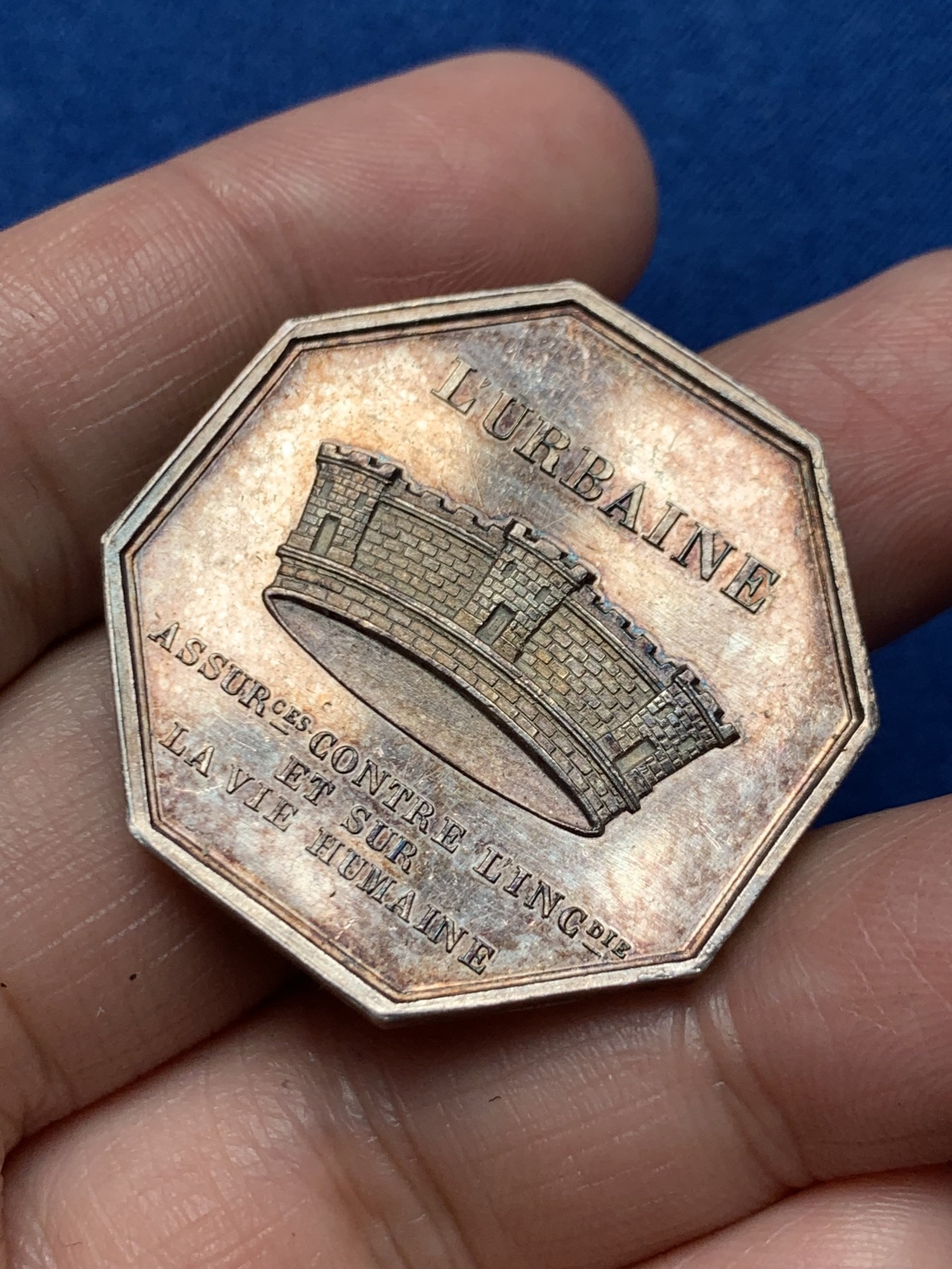 《竞宝斋》第250场-周日，周一 ，周二3场连拍 (全场包邮) 法国JETON银质八角，城市人寿保险公司，19.28g，34.5mm，手指边铭