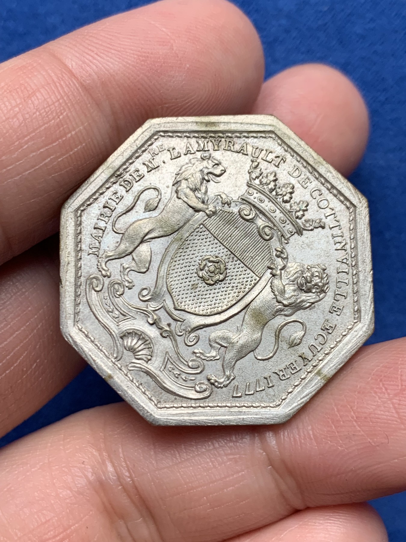 《竞宝斋》第250场-周日，周一 ，周二3场连拍 (全场包邮) 法国奥尔良市长八角银质代币，16.52g，33.3mm，无边铭