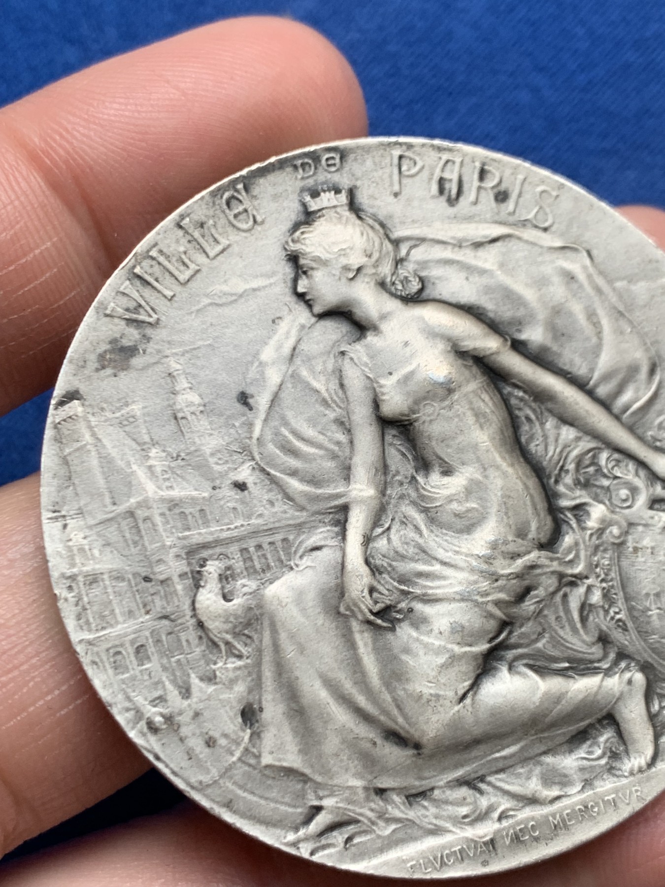 《竞宝斋》第250场-周日，周一 ，周二3场连拍 (全场包邮) 法国银章，巴黎市政厅，由塞纳河省长保罗·哈格提供，61.73g，50.2mm，丰饶角2银标