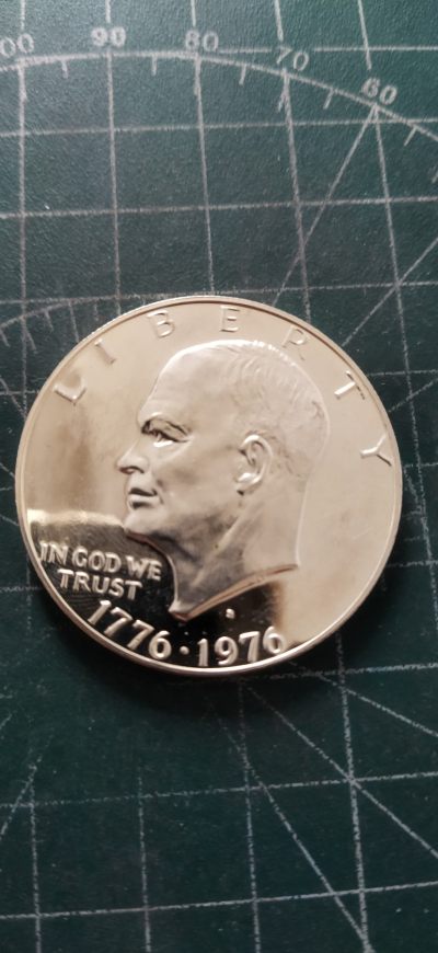 外国硬币初藏2024年第6场 - 美国1元1976年建国200周年纪念精制银币。未用