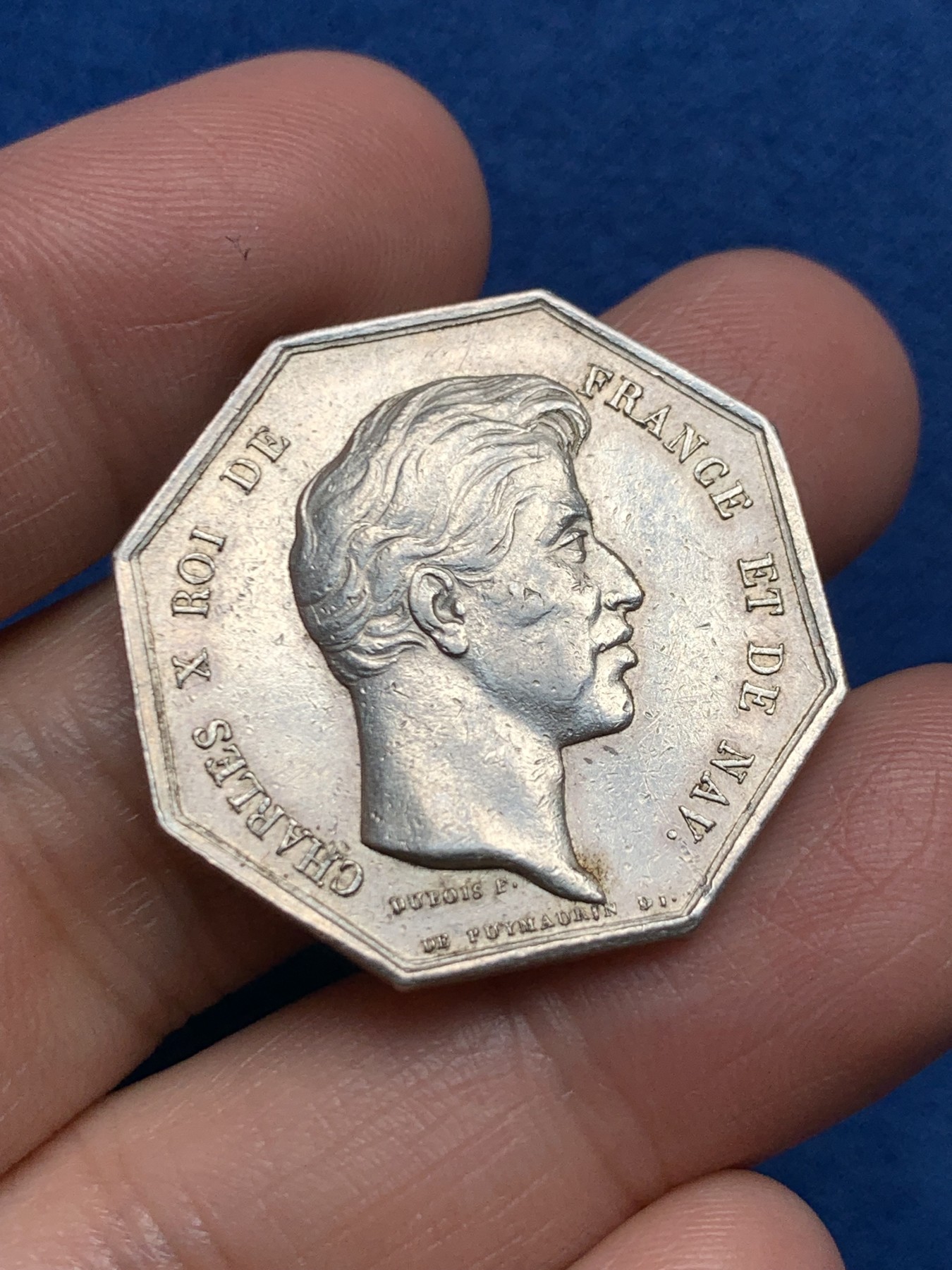 《竞宝斋》第250场-周日，周一 ，周二3场连拍 (全场包邮) 法国艾因省火灾互助保险公司八角银质代币，12.31g，29.8mm，早期无边铭