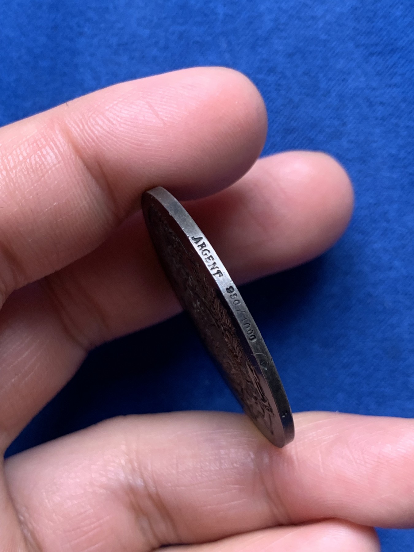 《竞宝斋》第250场-周日，周一 ，周二3场连拍 (全场包邮) 法国1898年勒阿弗尔市音乐剧比赛银章，16.28g，36.5mm，边铭：菱形+野猪头和0.950含银