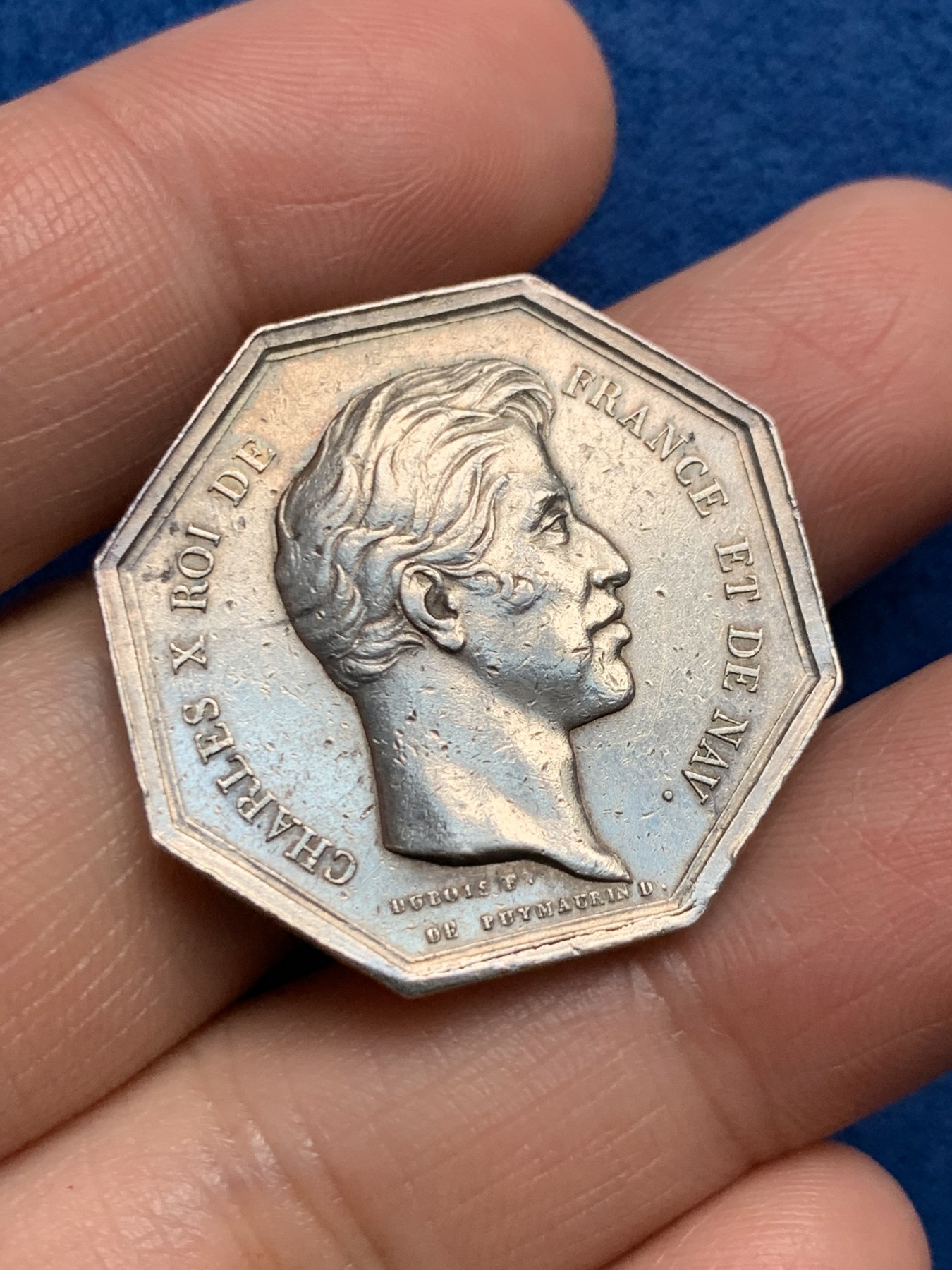 《竞宝斋》第250场-周日，周一 ，周二3场连拍 (全场包邮) 法国法律和法警听证会八角银质代币，12.19g，30.3mm，早期无边铭