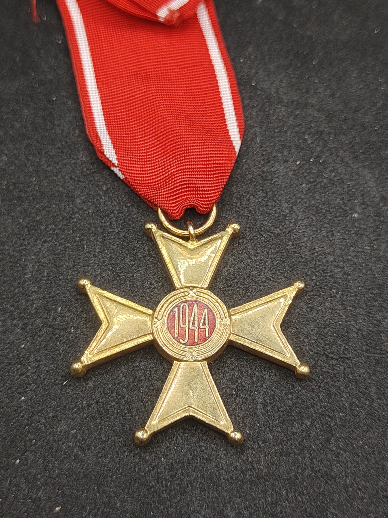 全场0元起拍 第140期 咸鱼国勋章拍卖专场 3月20日（周三）下午6：00开始 人共版 波兰复兴勋章 骑士级