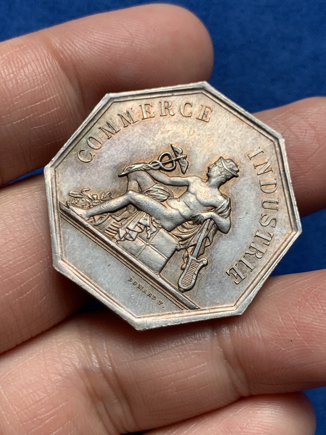 《竞宝斋》第250场-周日，周一 ，周二3场连拍 (全场包邮) 法国八角银质代币，波尔多商会，墨丘利与狮头船，20.49g，33.8mm，丰饶角边铭