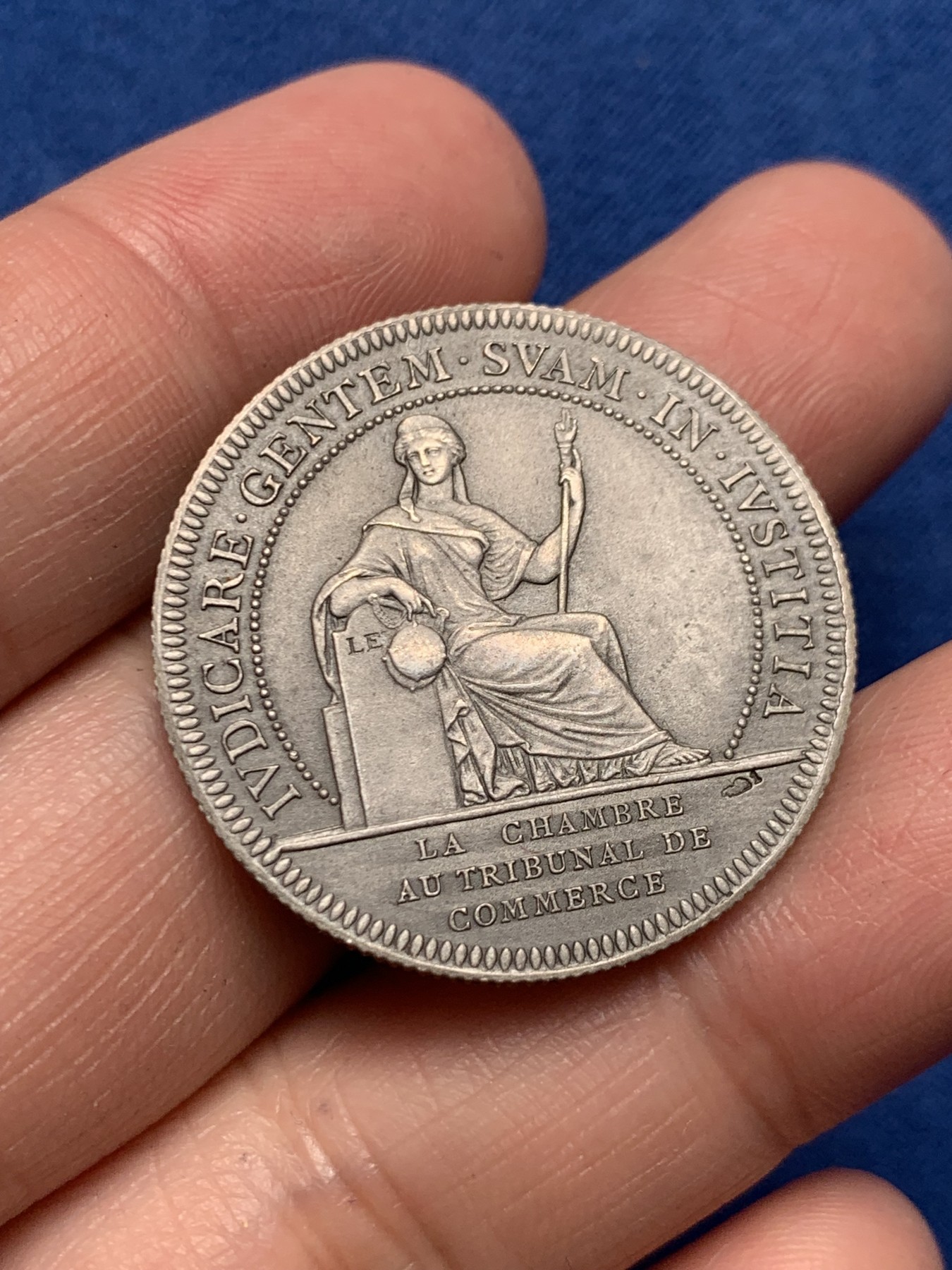 《竞宝斋》第250场-周日，周一 ，周二3场连拍 (全场包邮) 法国南特商会银代币，14.80g，31.7mm，右下角丰饶角1戳记，含银0.950