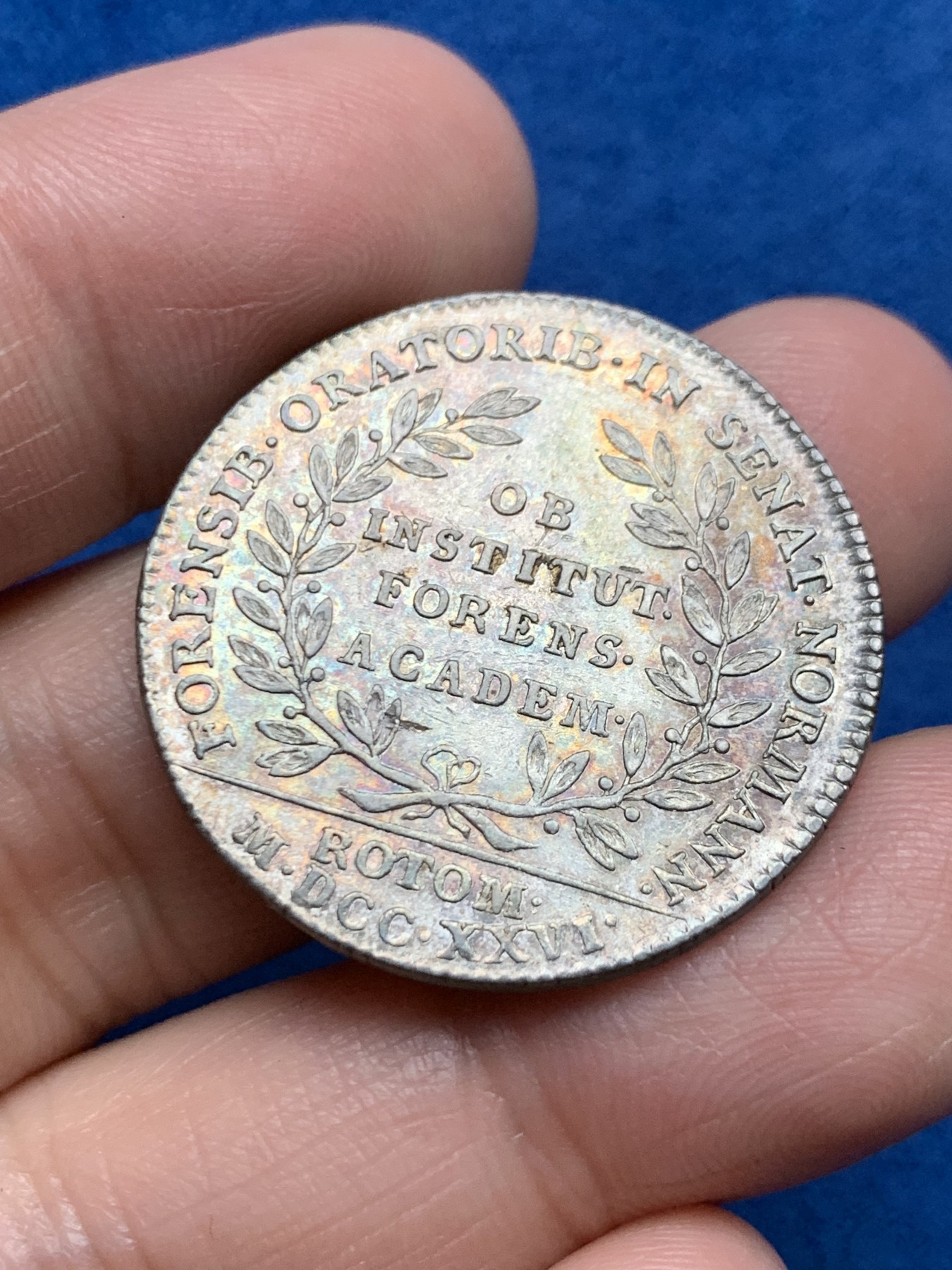 《竞宝斋》第250场-周日，周一 ，周二3场连拍 (全场包邮) 法国路易十五银质代币，1726年诺曼底学院，重9.13克，直径30.7毫米