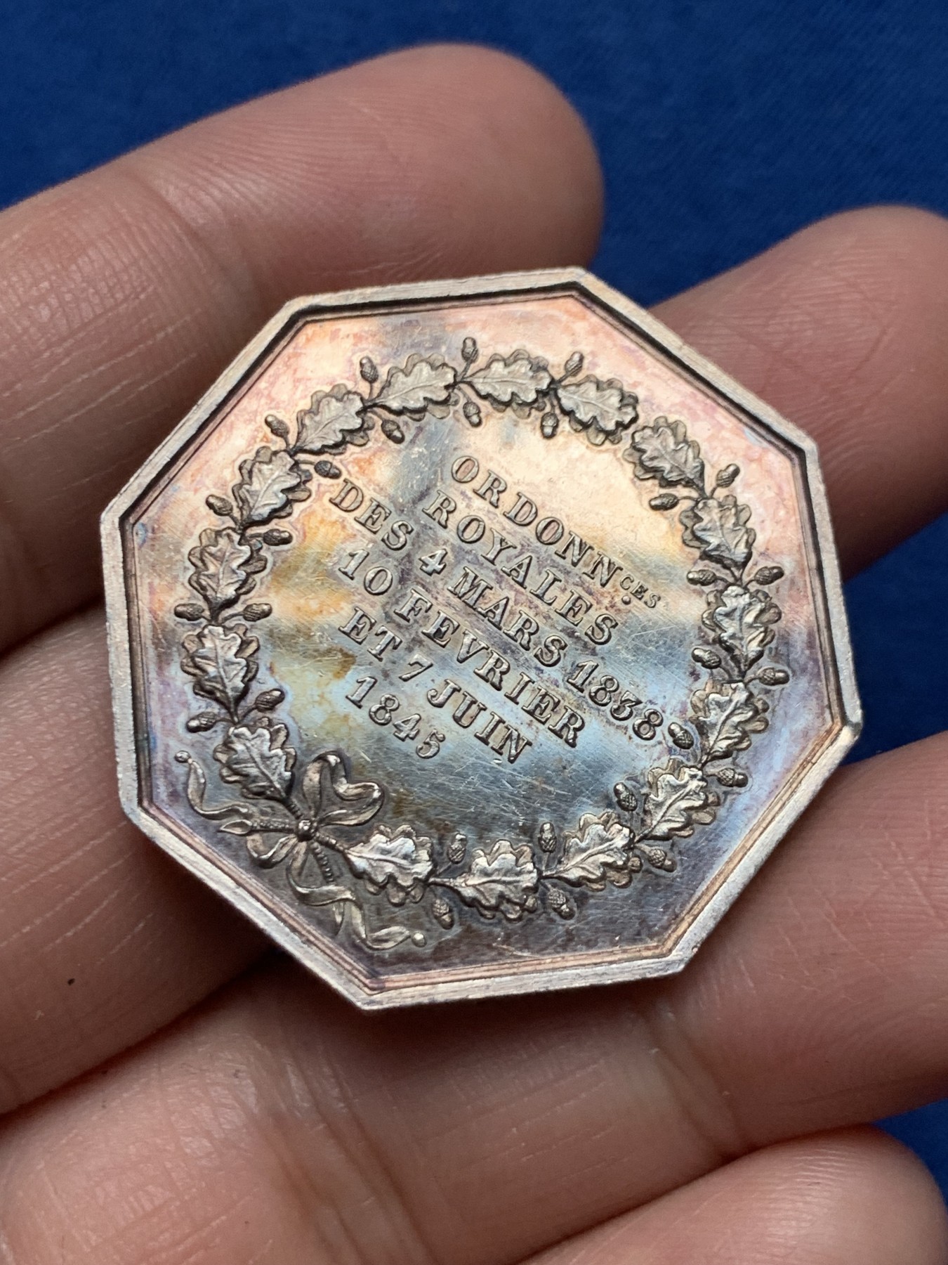 《竞宝斋》第250场-周日，周一 ，周二3场连拍 (全场包邮) 法国JETON银质八角，城市人寿保险公司，19.28g，34.5mm，手指边铭