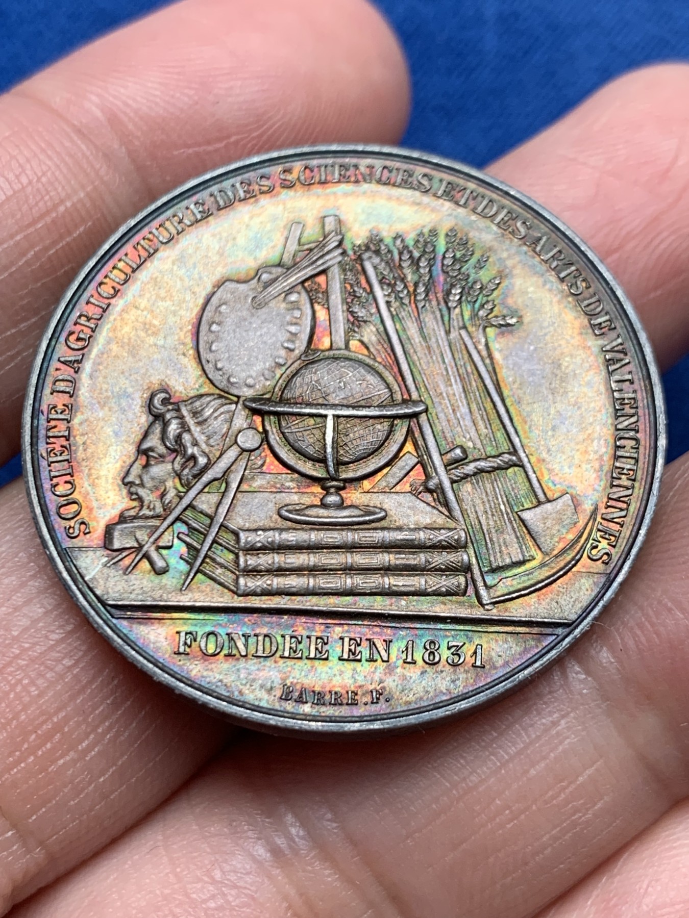 《竞宝斋》第250场-周日，周一 ，周二3场连拍 (全场包邮) 法国瓦朗谢纳农业科学与艺术协会单面银章，22.29g，36.2mm，丰饶角边铭
