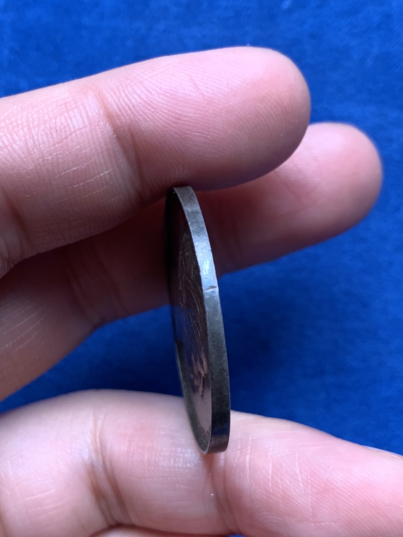 《竞宝斋》第250场-周日，周一 ，周二3场连拍 (全场包邮) 法国查理十世巴黎市政管理银jeton，13.97g，33.2mm，早期无边铭