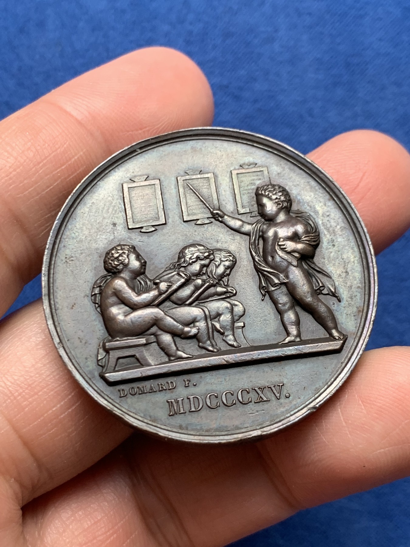 《竞宝斋》第250场-周日，周一 ，周二3场连拍 (全场包邮) 法国基础教育协会铜章，34.86g，41.3mm，蜜蜂+铜标边铭，有轻磕