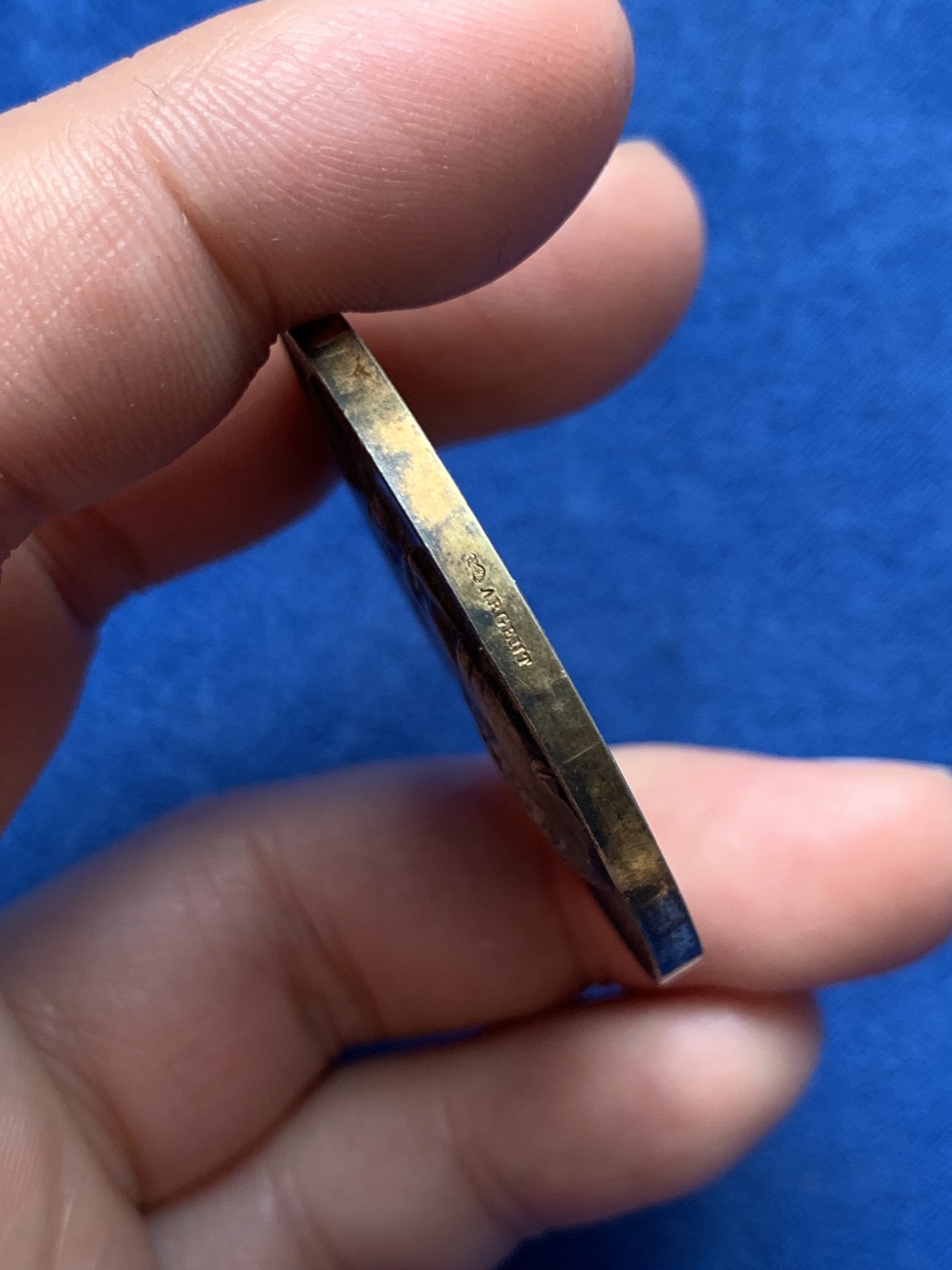 《竞宝斋》第250场-周日，周一 ，周二3场连拍 (全场包邮) 法国第三共和国农业协会镀金银章，法国17世纪《农业理论》作者奥利维尔·德塞雷斯，37.29g，41.8m，丰饶角边铭