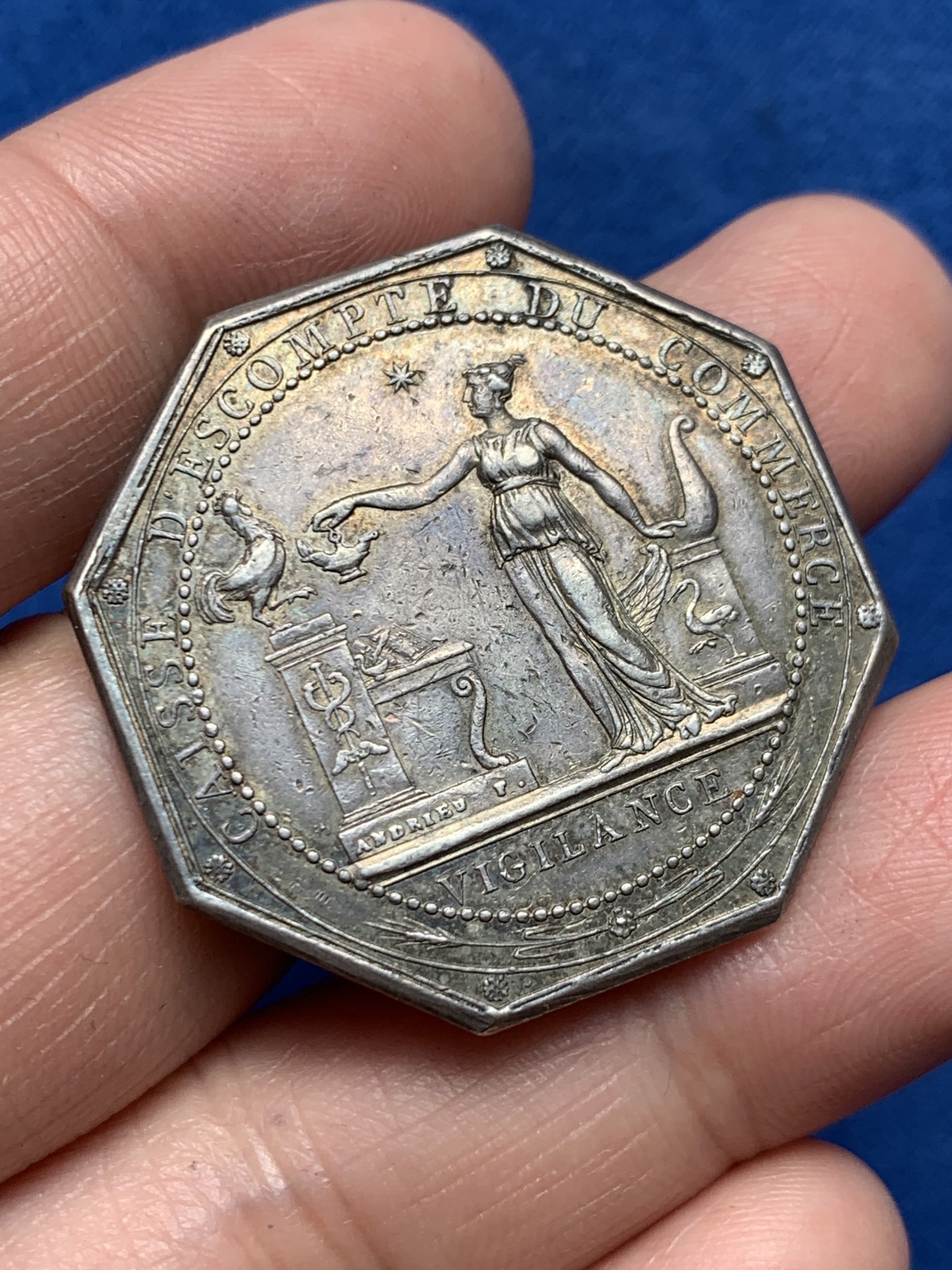 《竞宝斋》第250场-周日，周一 ，周二3场连拍 (全场包邮) 法国帝国商业折扣银行八角银质代币，17.04g，34.8mm，早期无边铭