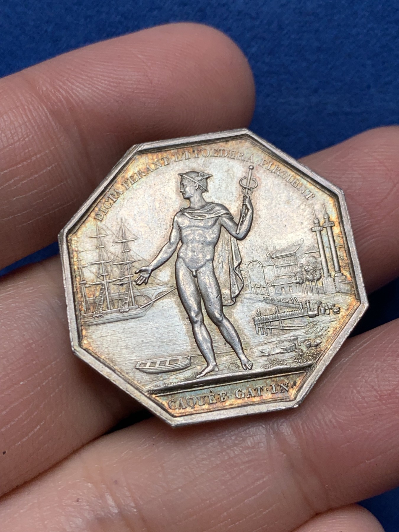 《竞宝斋》第250场-周日，周一 ，周二3场连拍 (全场包邮) 法国八角银章，波尔多商会，12.35g，30.5mm，蜜蜂边铭，黄油包浆